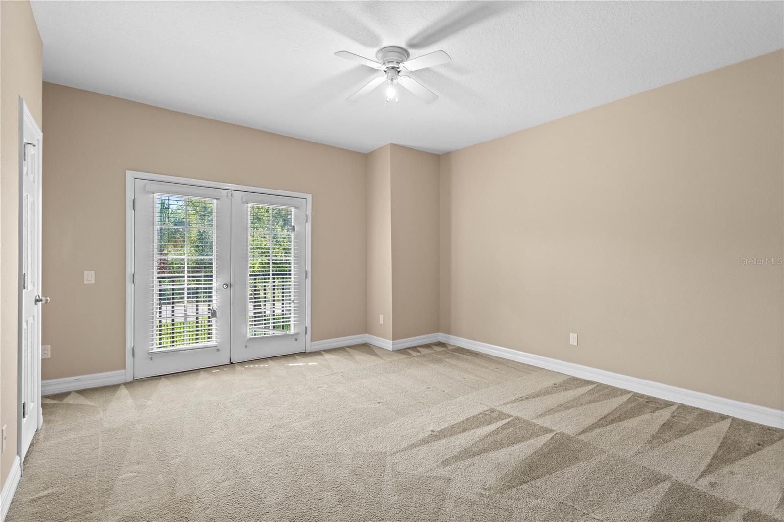 Image 16 of 28 For 3633 Bay Heights Way