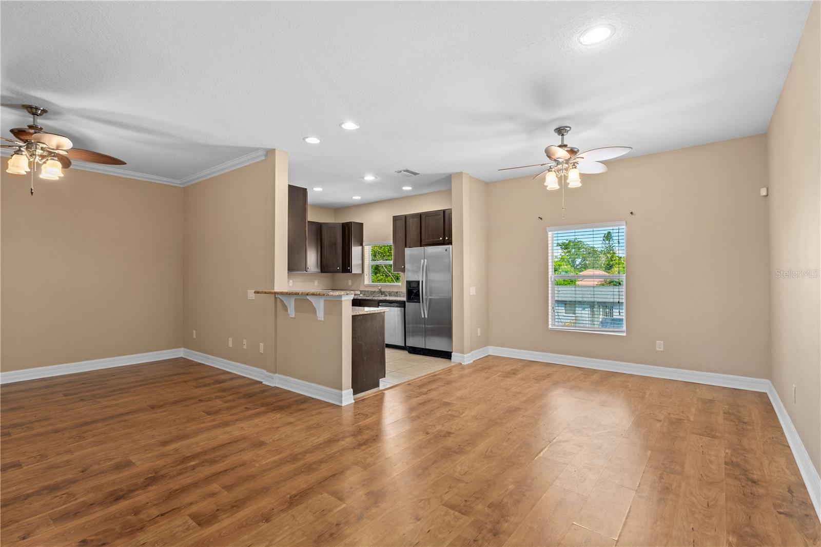Image 5 of 28 For 3633 Bay Heights Way
