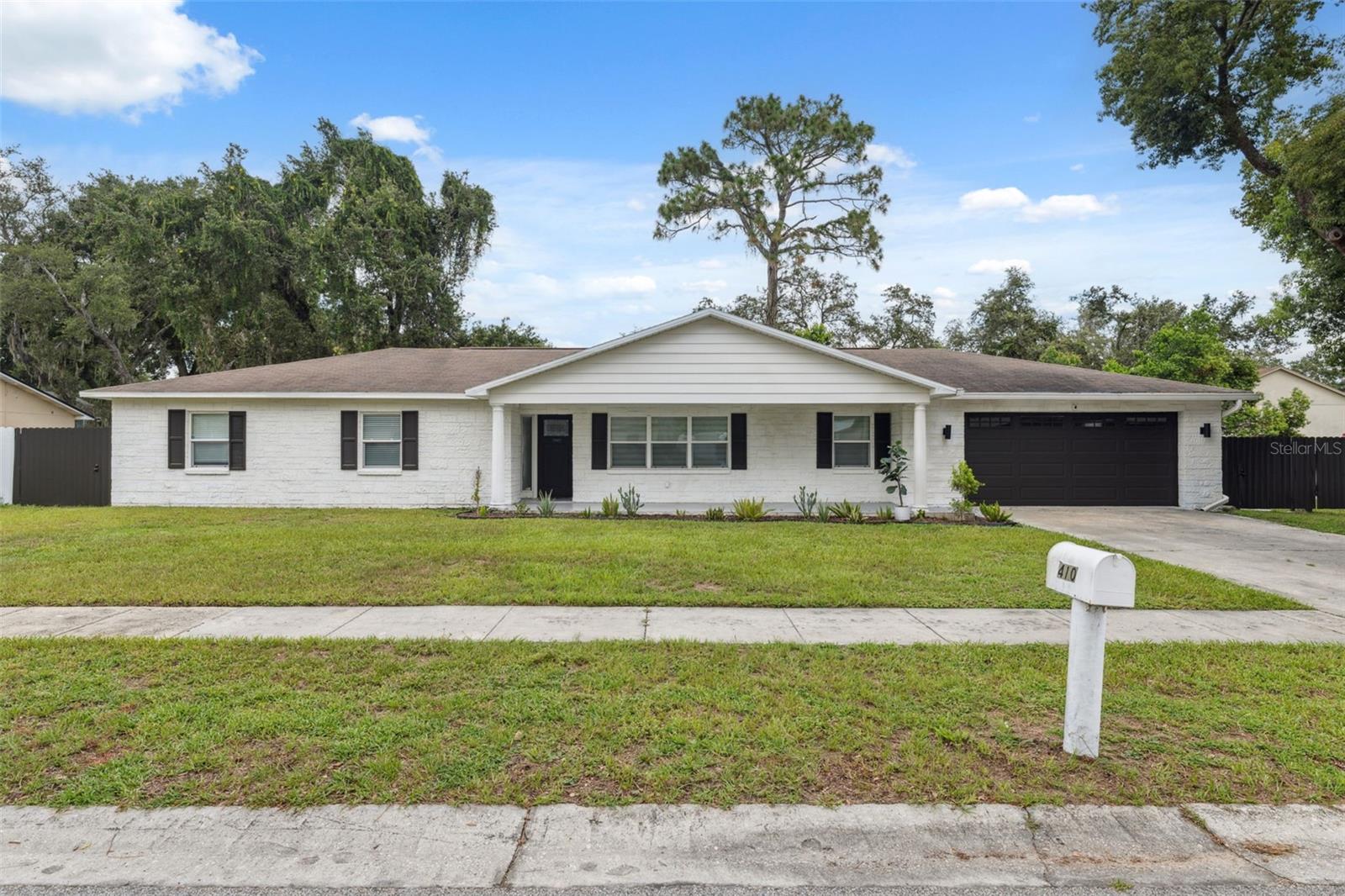 Image 2 of 50 For 410 Larrie Ellen Way