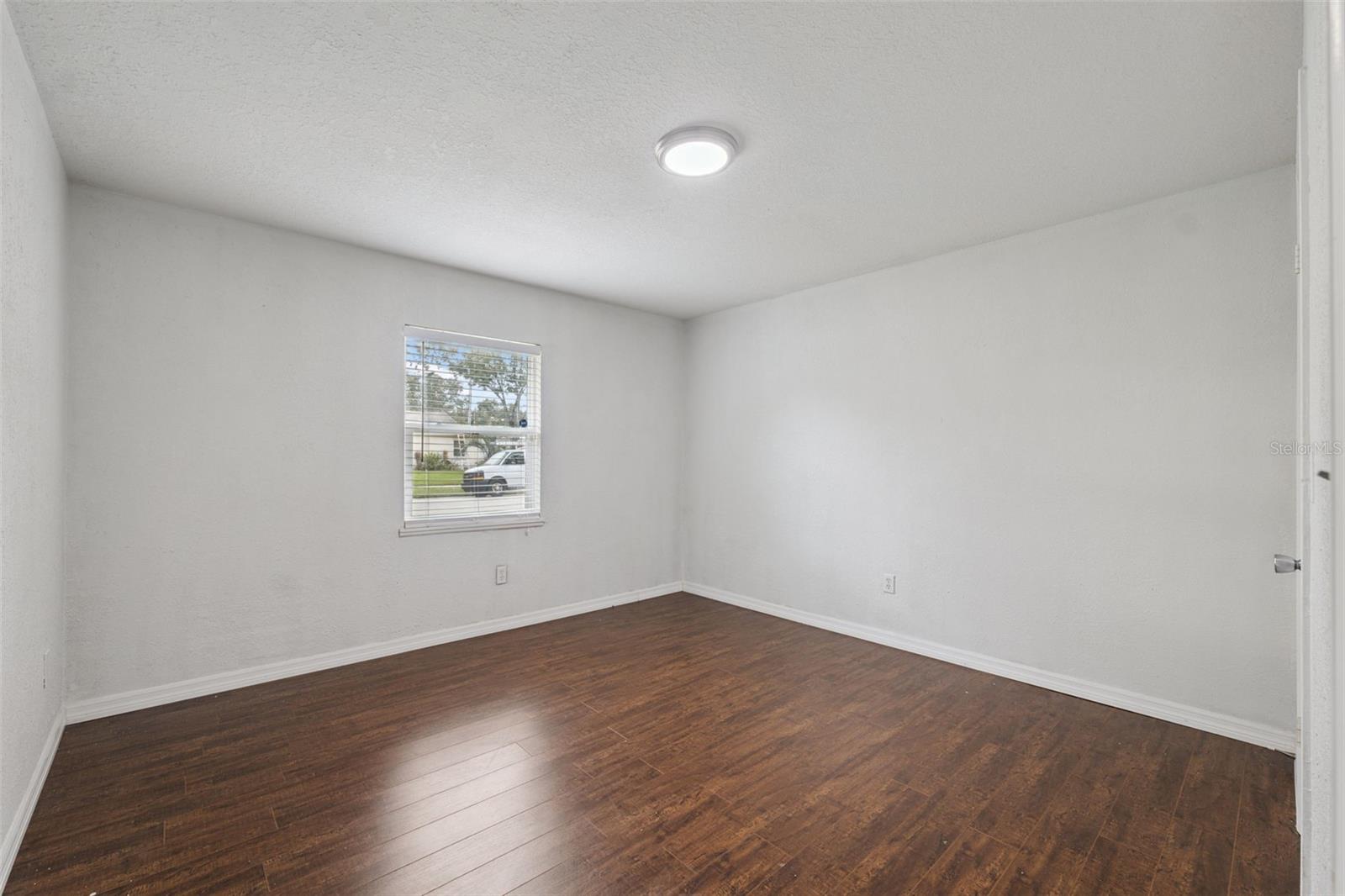 Image 26 of 50 For 410 Larrie Ellen Way