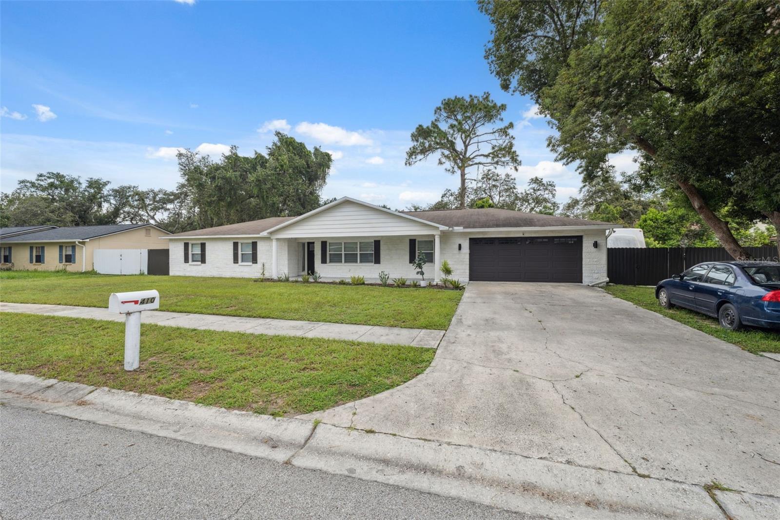 Image 4 of 50 For 410 Larrie Ellen Way