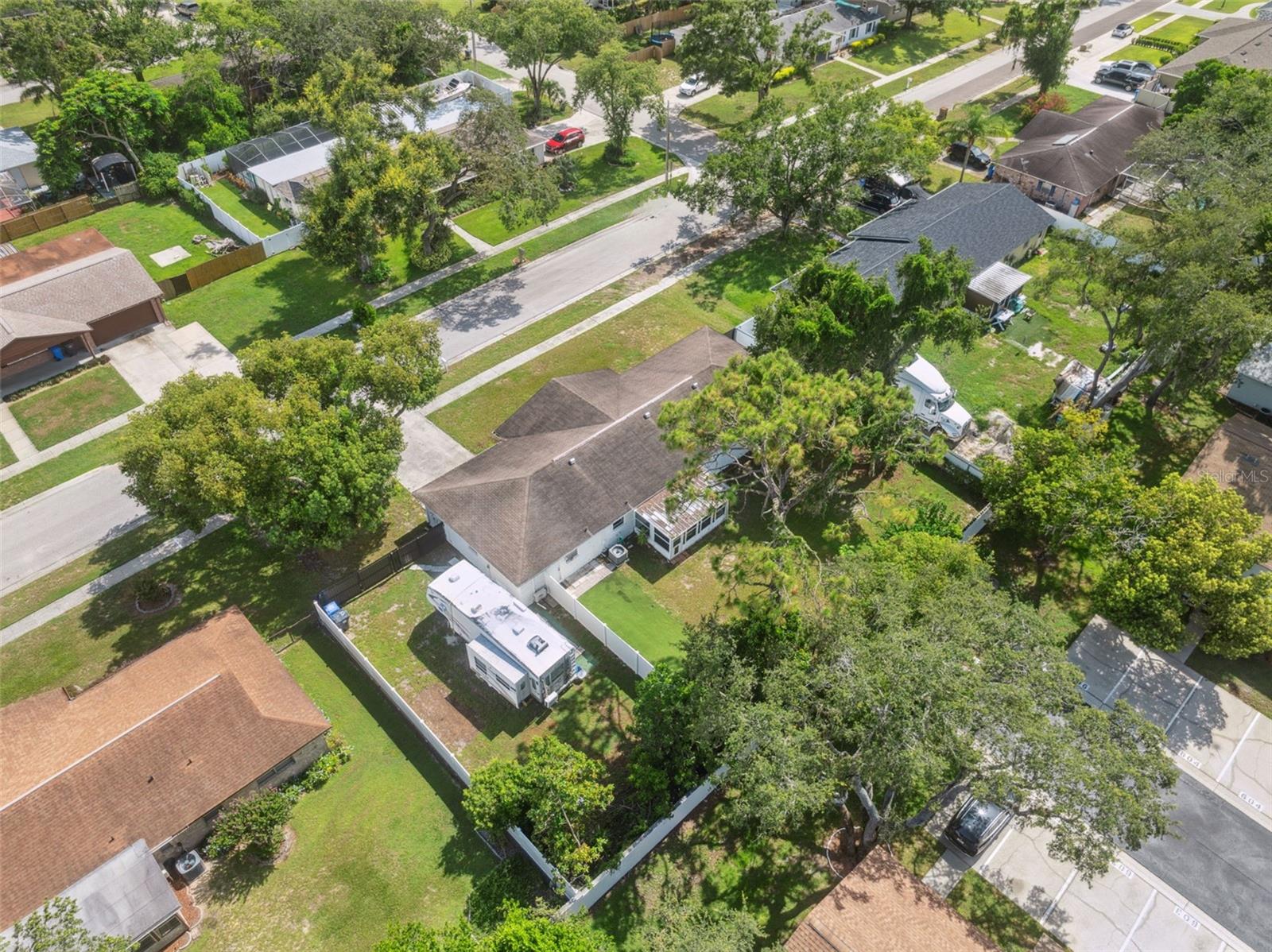 Image 43 of 50 For 410 Larrie Ellen Way