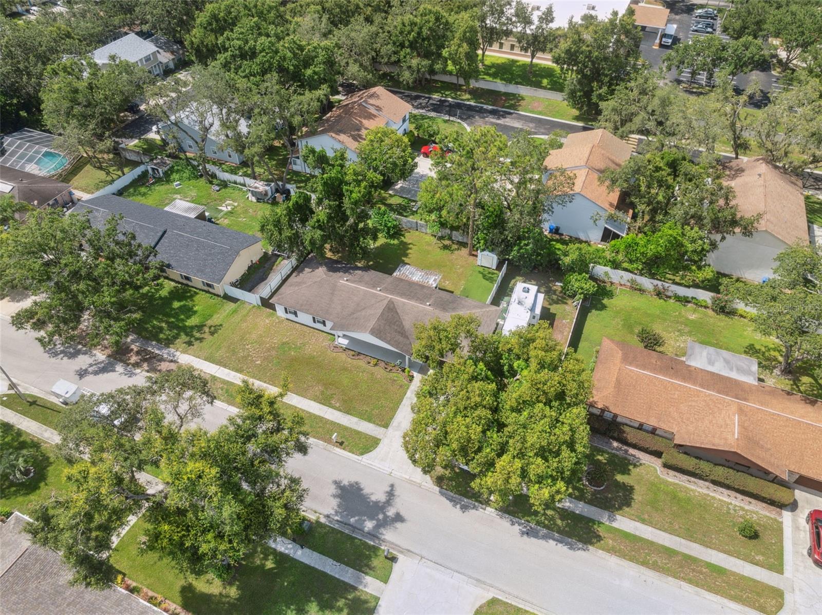 Image 45 of 50 For 410 Larrie Ellen Way