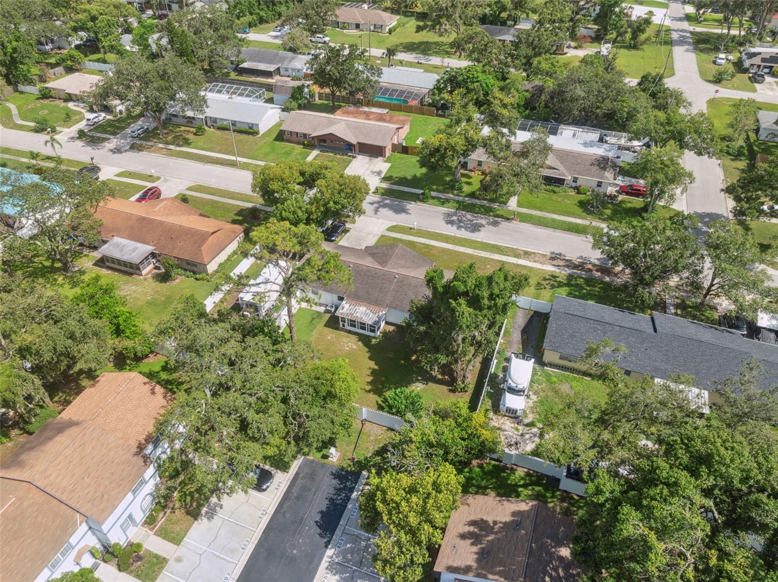 Image 48 of 50 For 410 Larrie Ellen Way