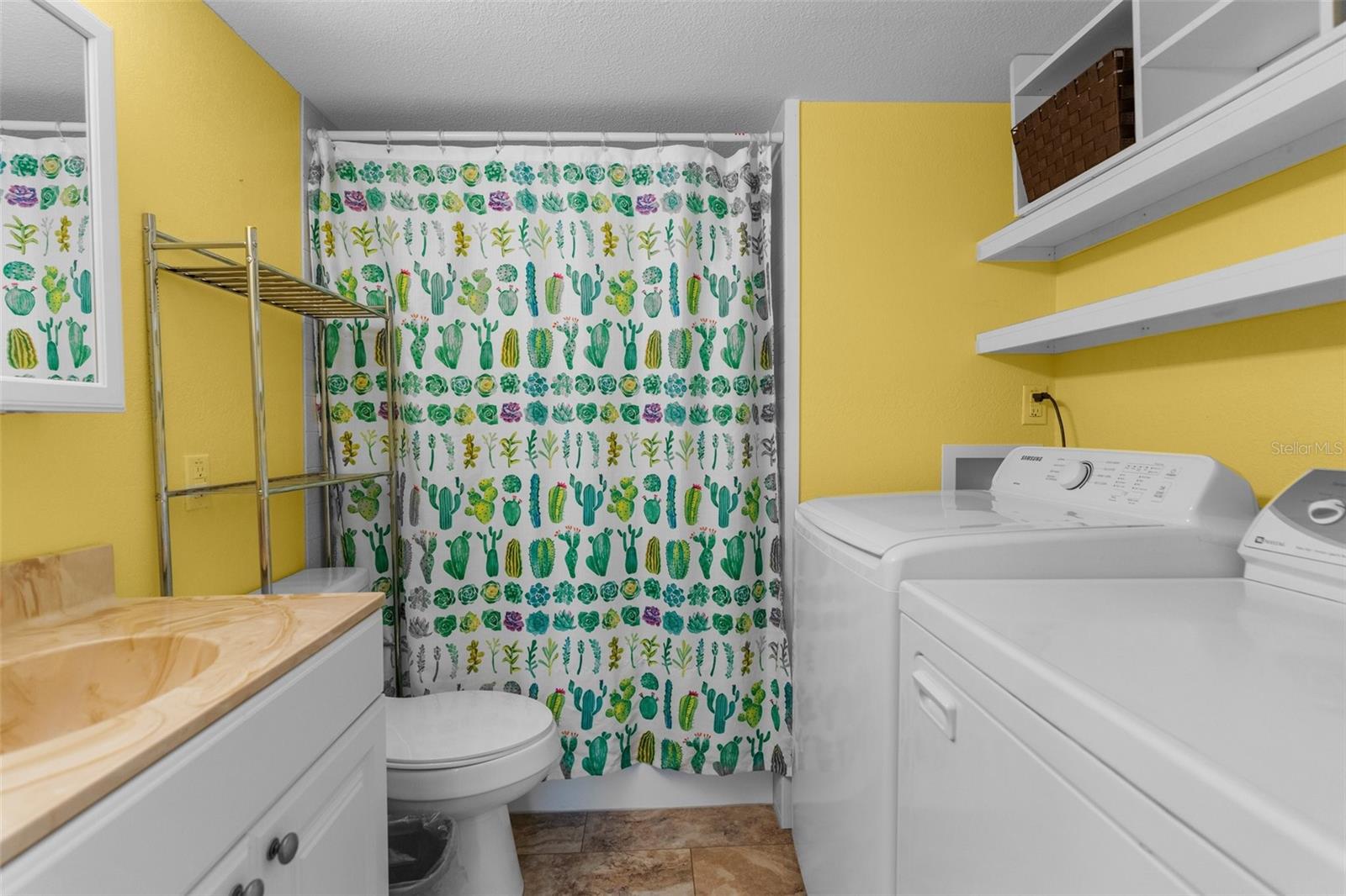 Image 14 of 23 For 15407 Singleton Drive