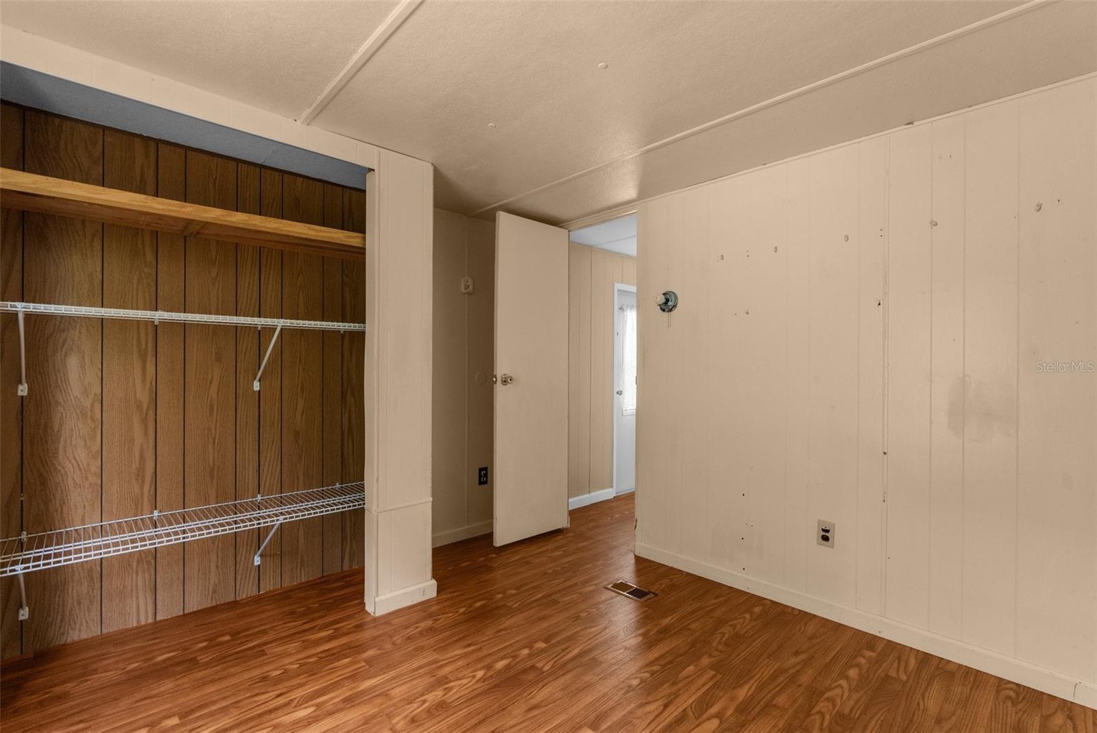 Image 15 of 23 For 15407 Singleton Drive