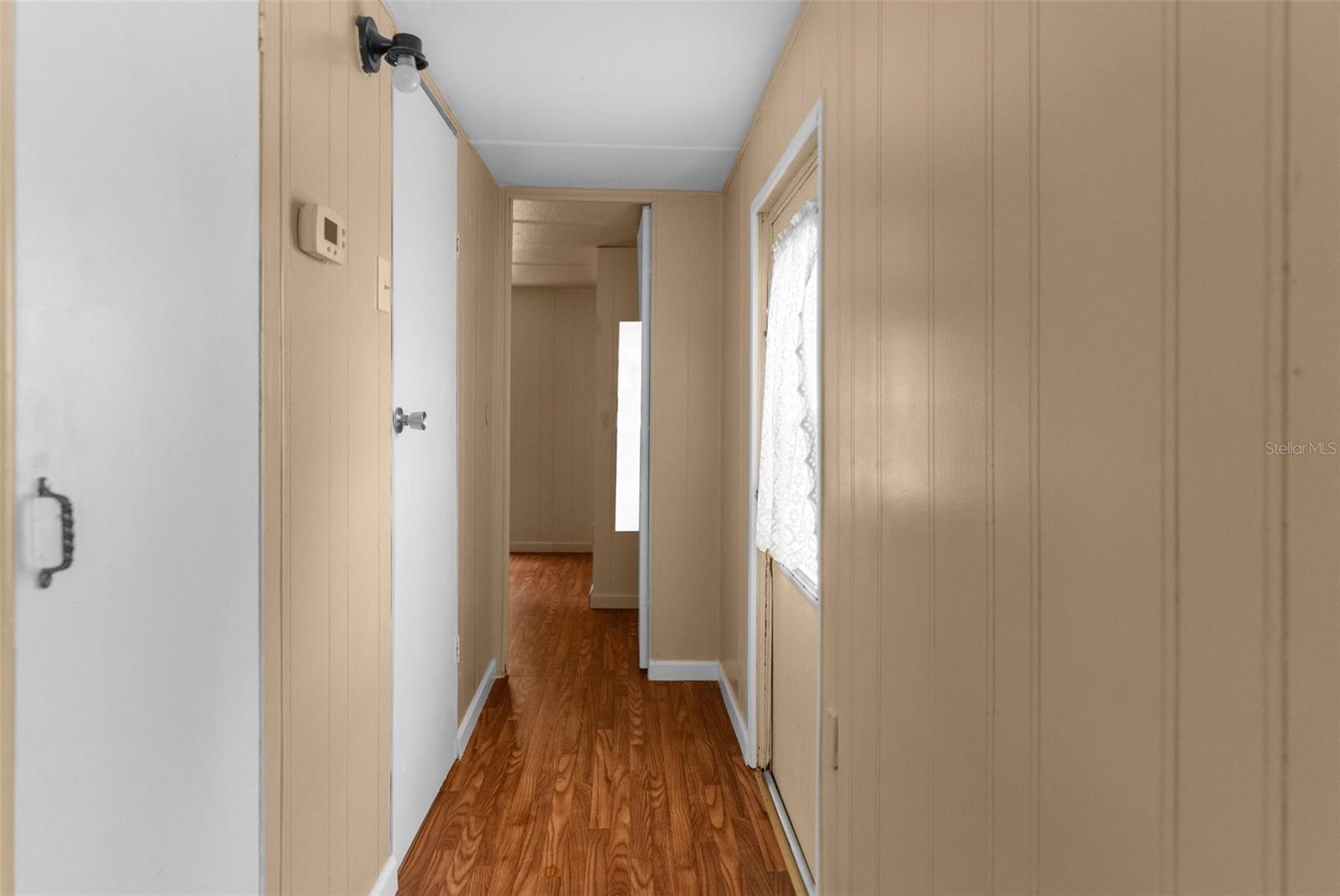 Image 17 of 23 For 15407 Singleton Drive