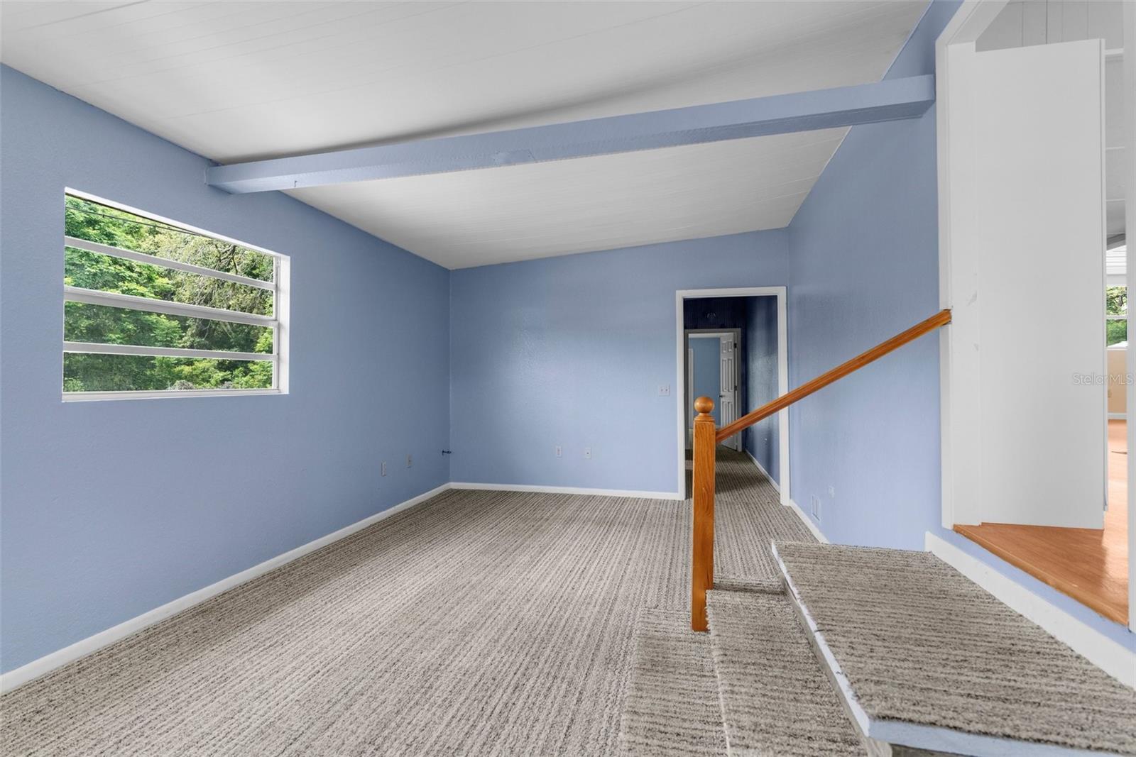 Image 3 of 23 For 15407 Singleton Drive
