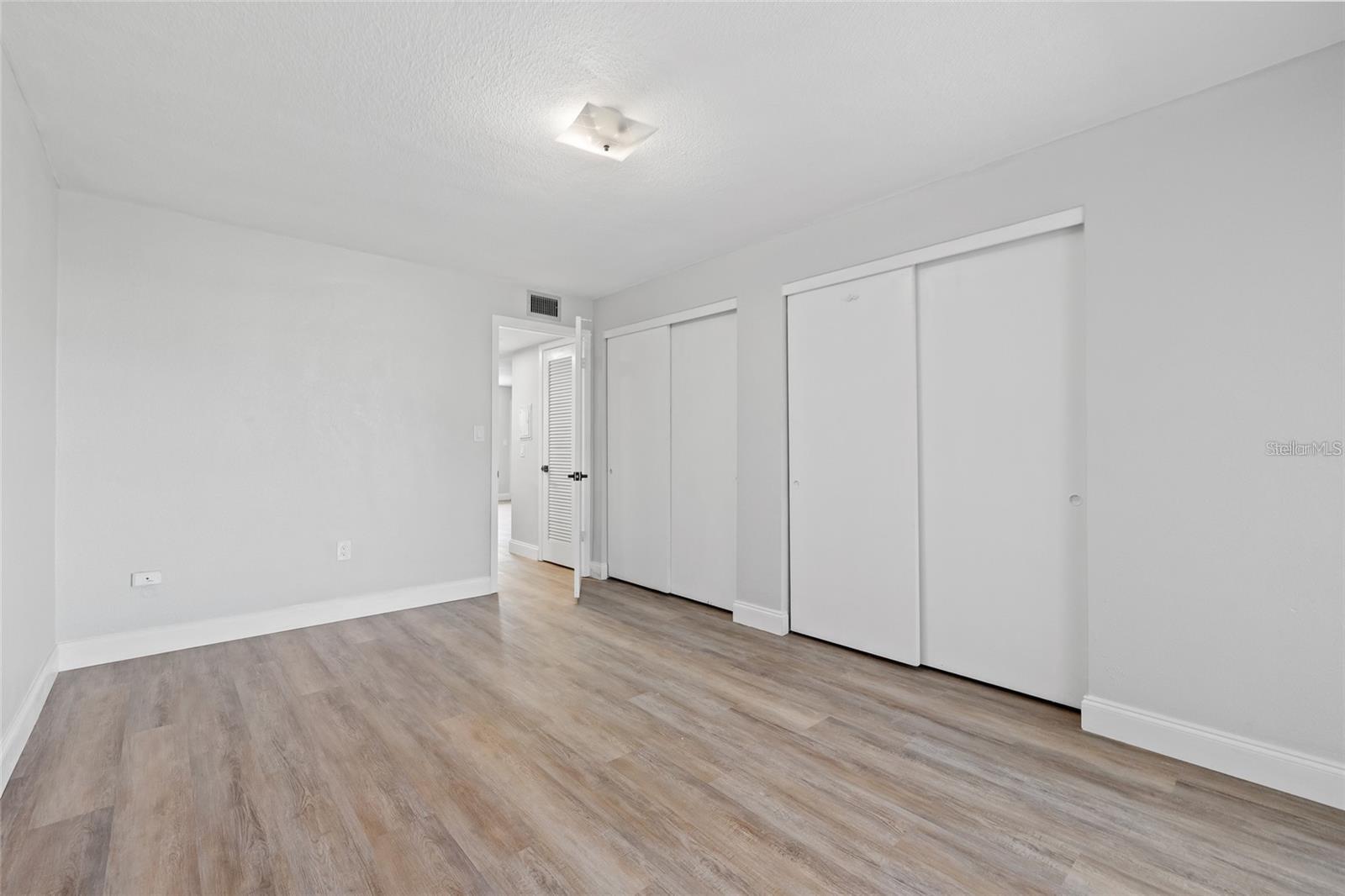 Image 14 of 30 For 1000 49th Street N 214
