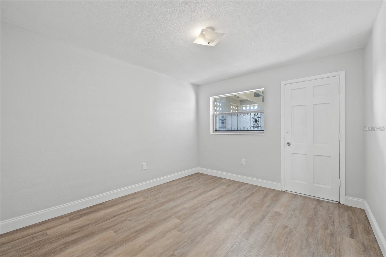 Image 18 of 30 For 1000 49th Street N 214