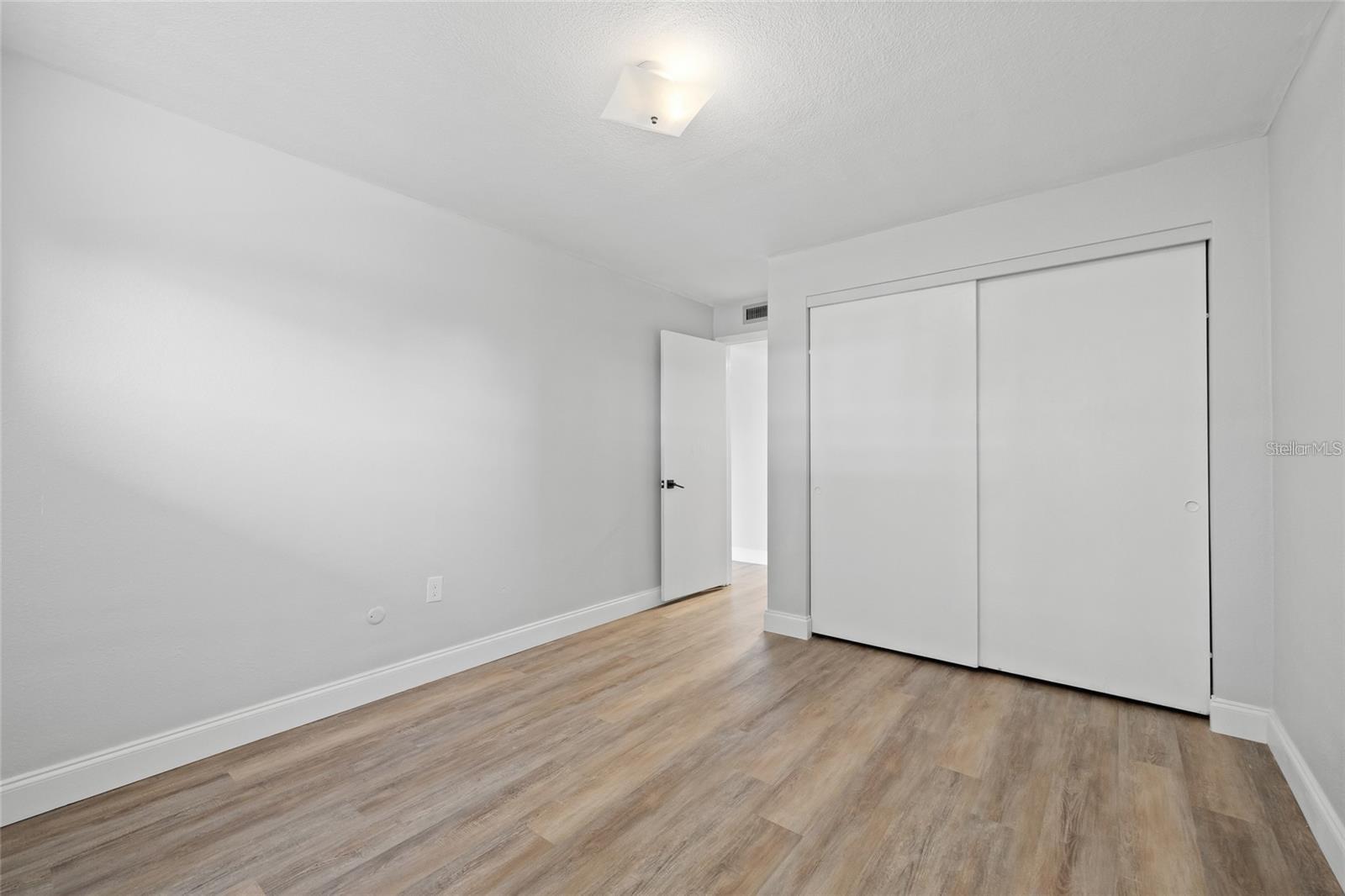 Image 19 of 30 For 1000 49th Street N 214