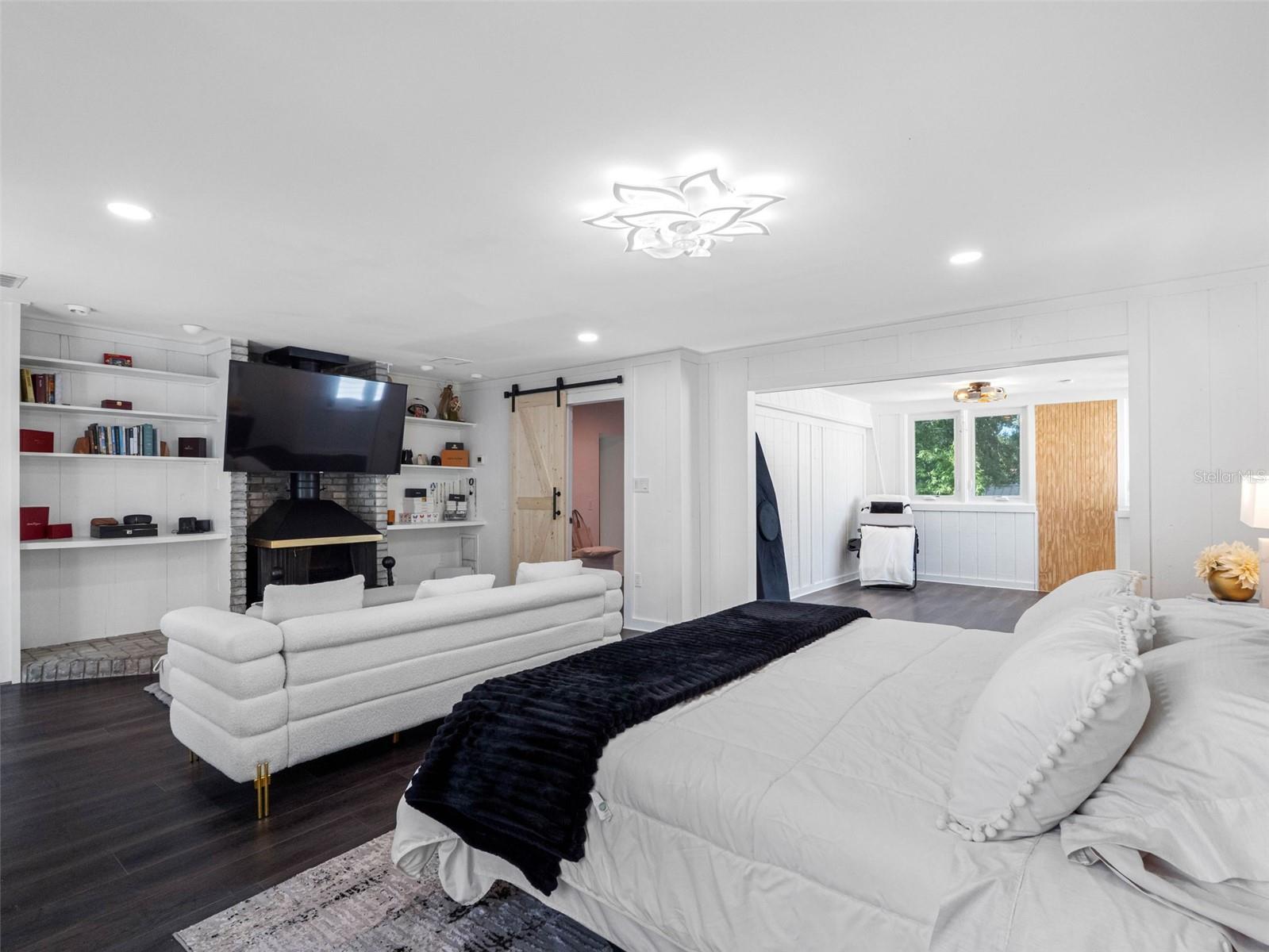 Image 27 of 82 For 4916 Bay Way Drive