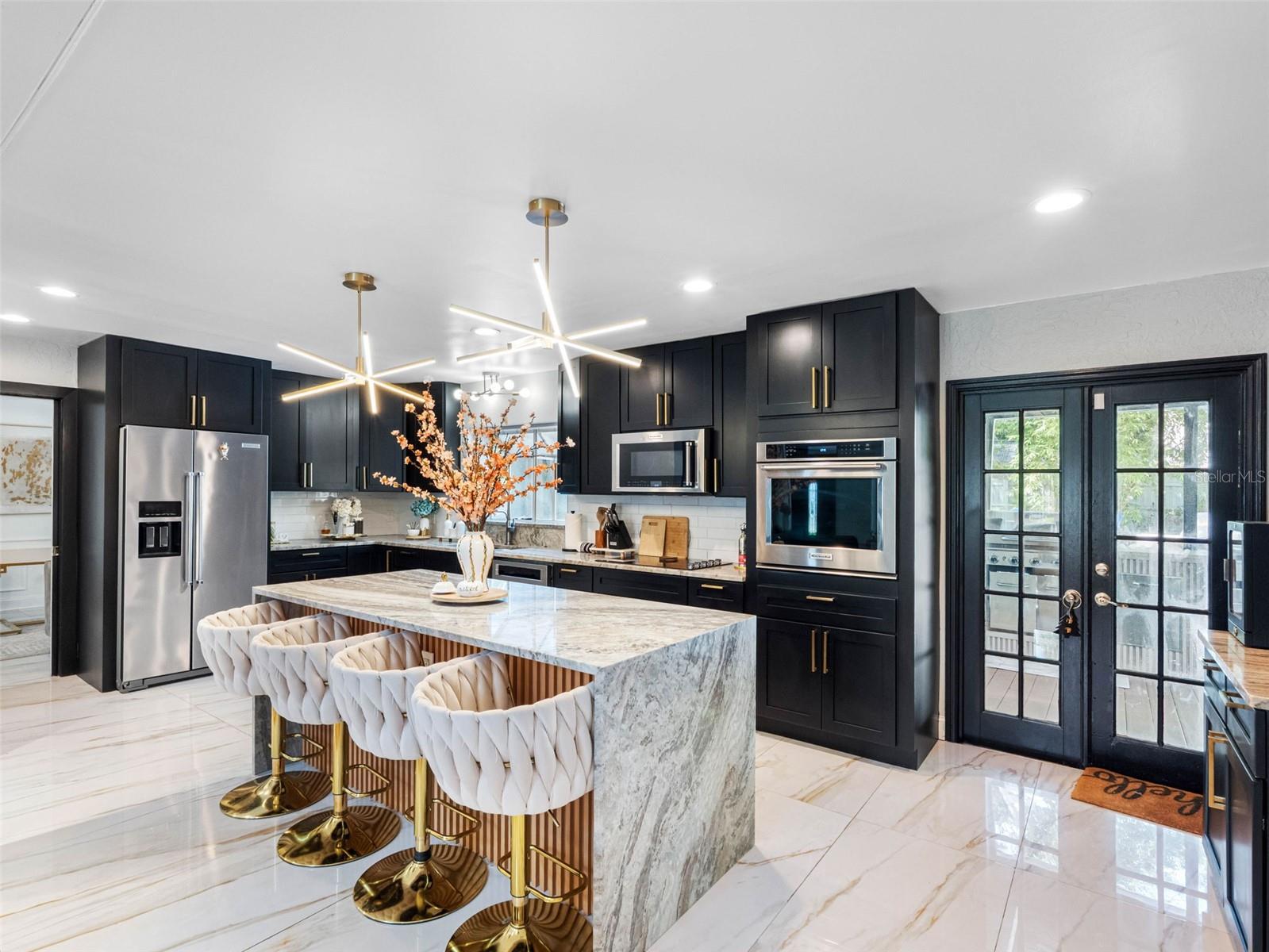 Image 3 of 82 For 4916 Bay Way Drive