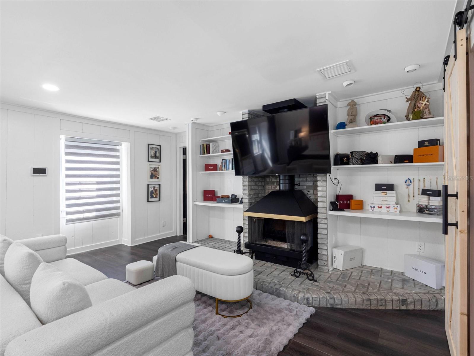 Image 30 of 82 For 4916 Bay Way Drive