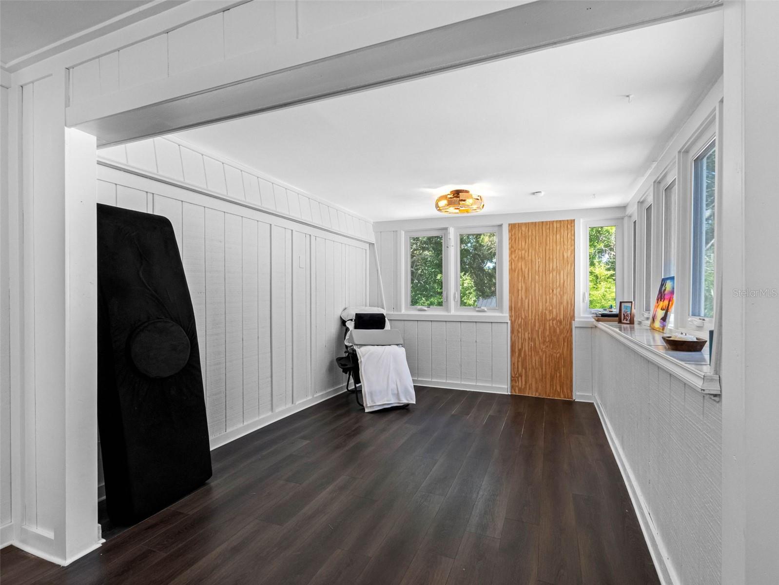 Image 31 of 82 For 4916 Bay Way Drive