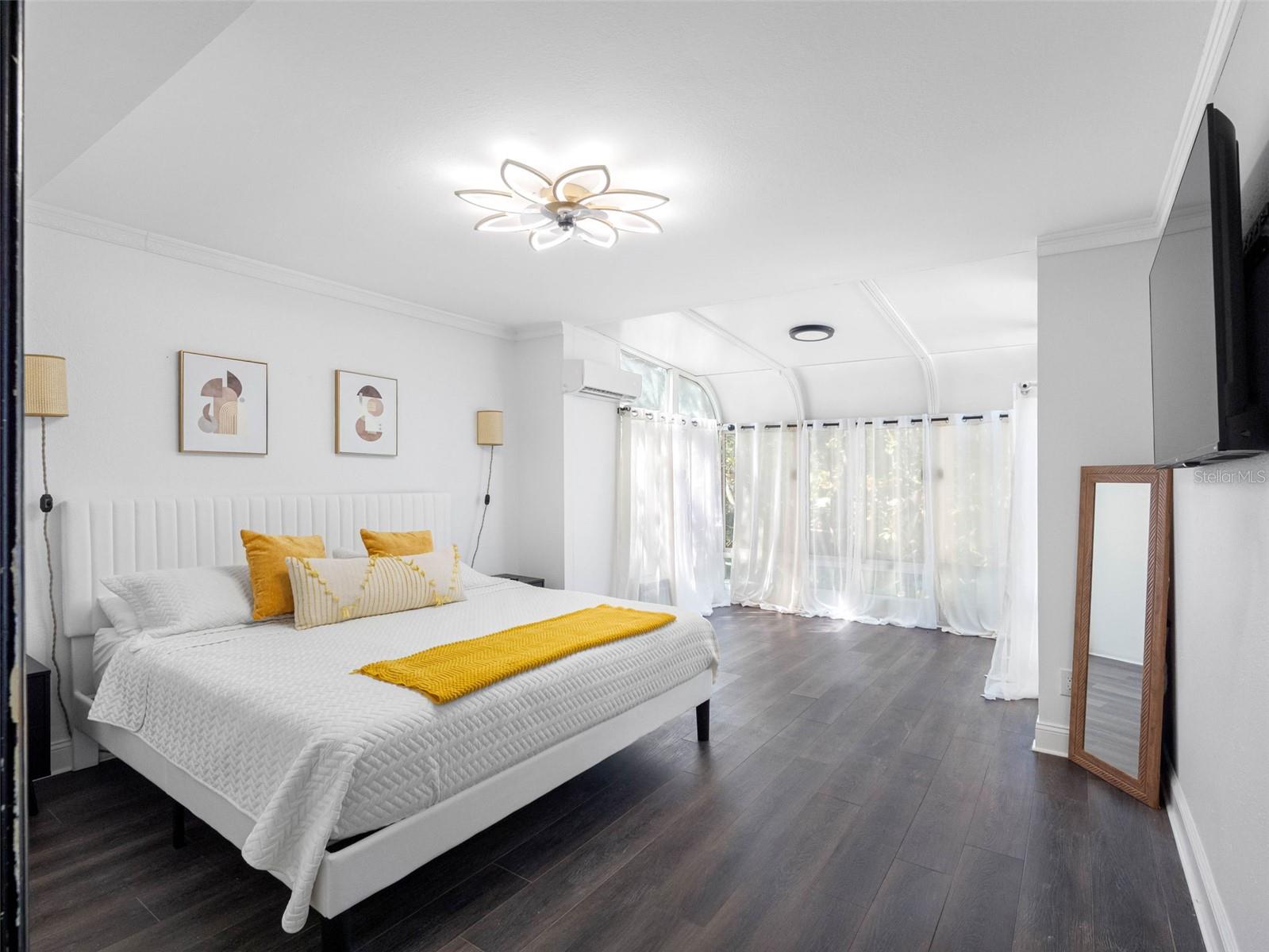 Image 37 of 82 For 4916 Bay Way Drive