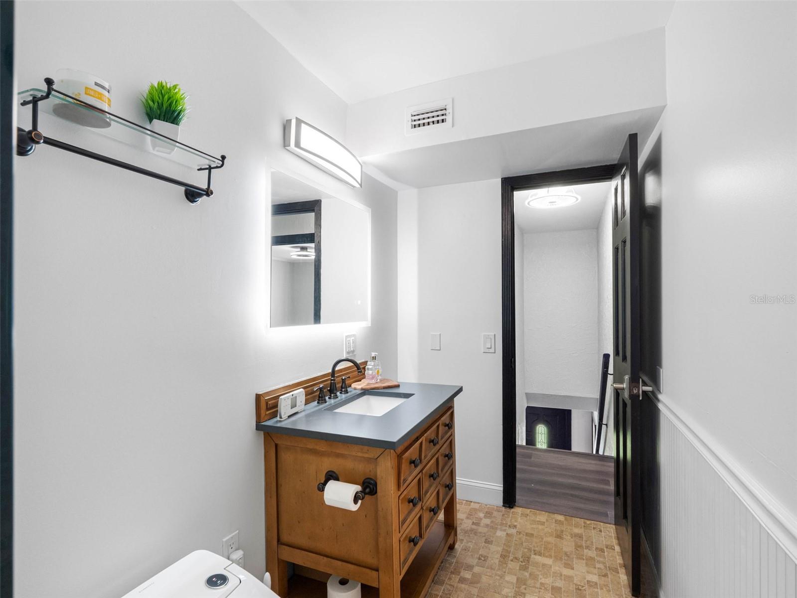 Image 41 of 82 For 4916 Bay Way Drive