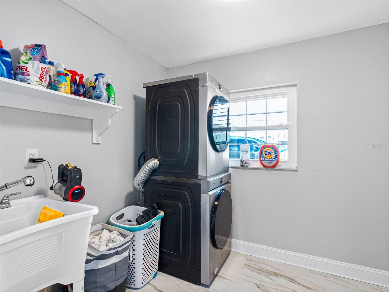 Image 48 of 82 For 4916 Bay Way Drive