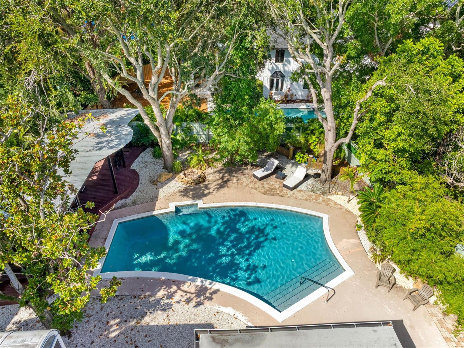 Image 62 of 82 For 4916 Bay Way Drive