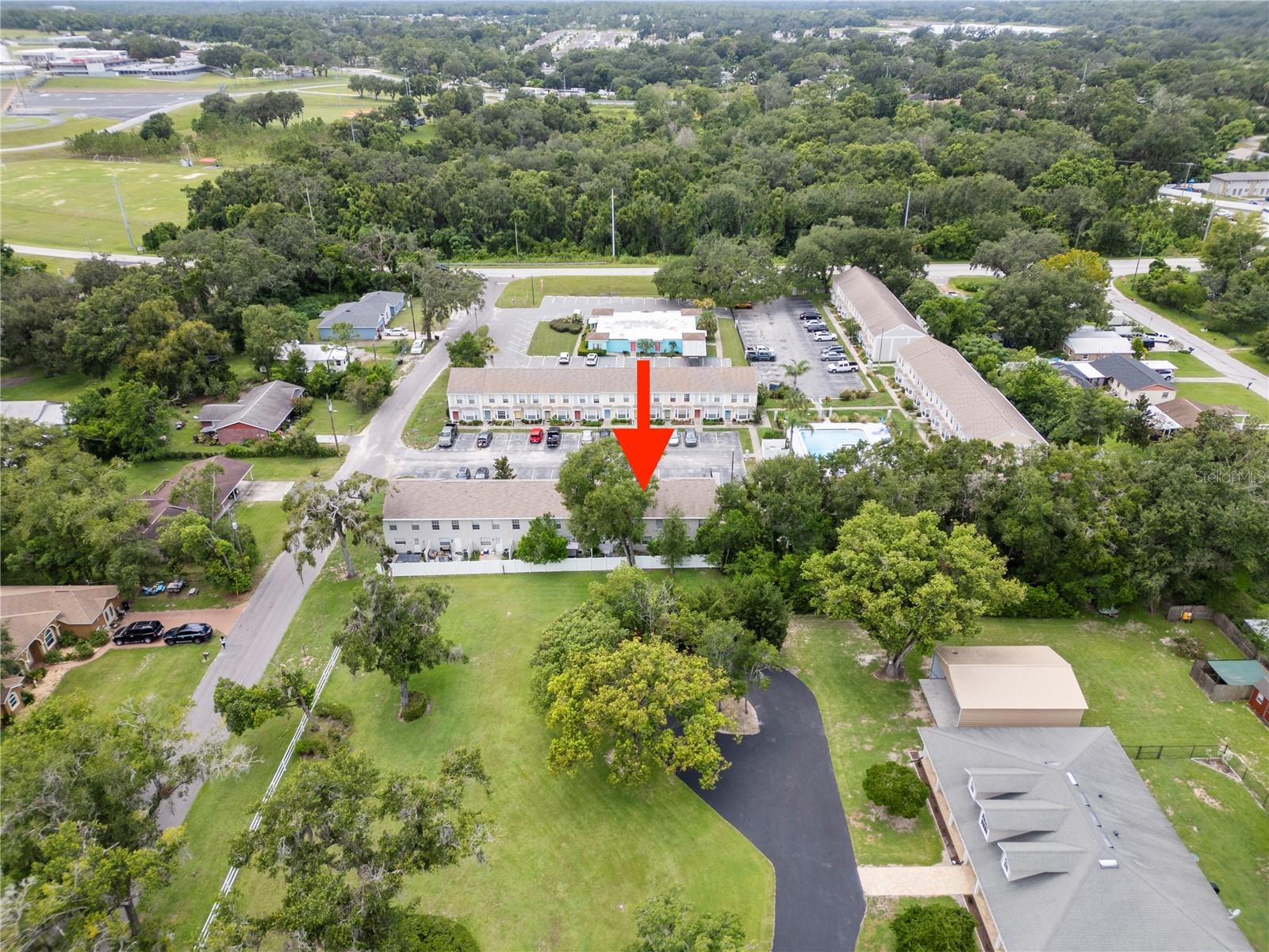 Image 24 of 29 For 13548 Embassy Park Court 26