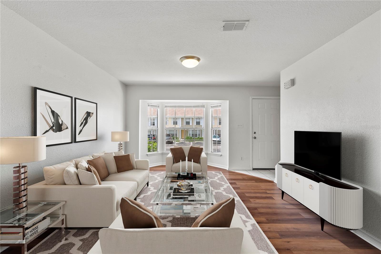 Image 4 of 29 For 13548 Embassy Park Court 26