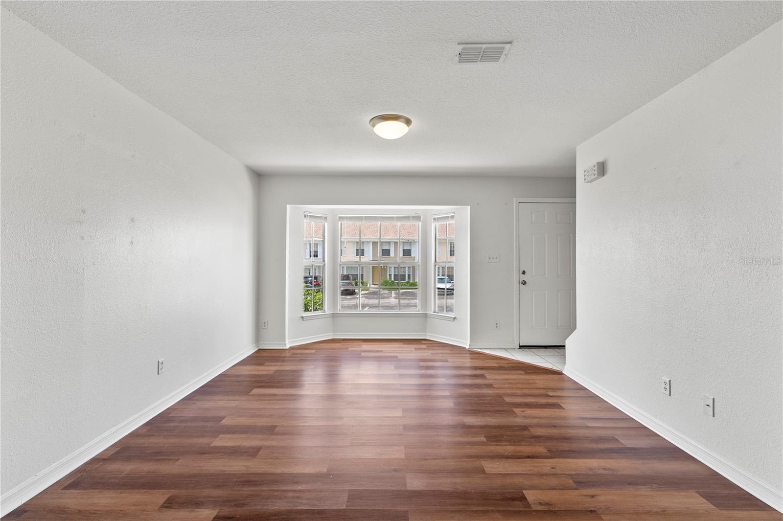 Image 6 of 29 For 13548 Embassy Park Court 26