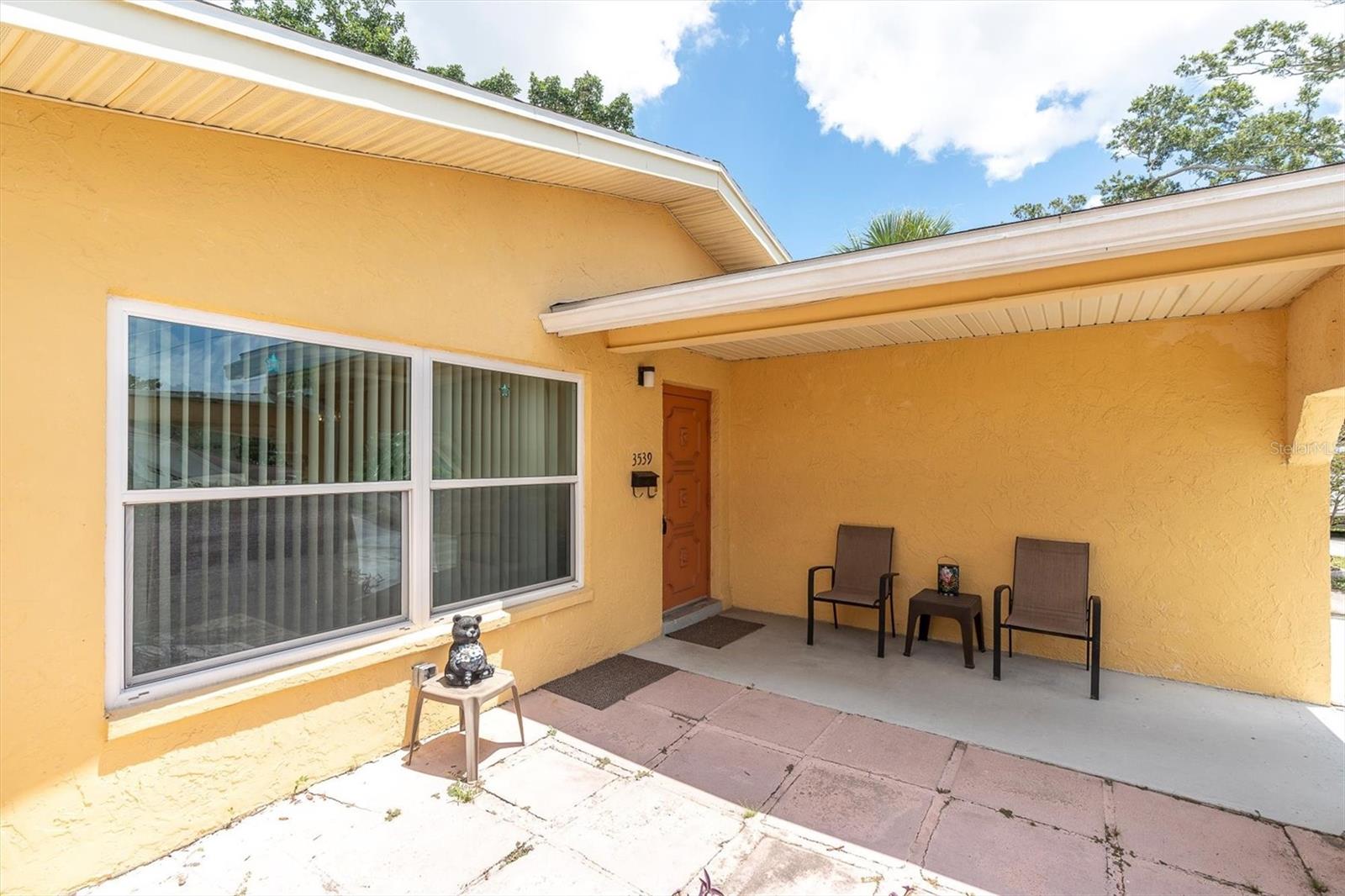 Image 2 of 33 For 3539 15th Avenue N