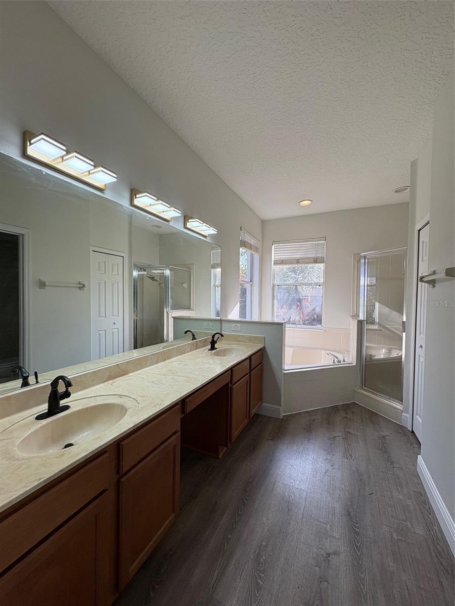 Image 13 of 21 For 11223 Rapallo Ln