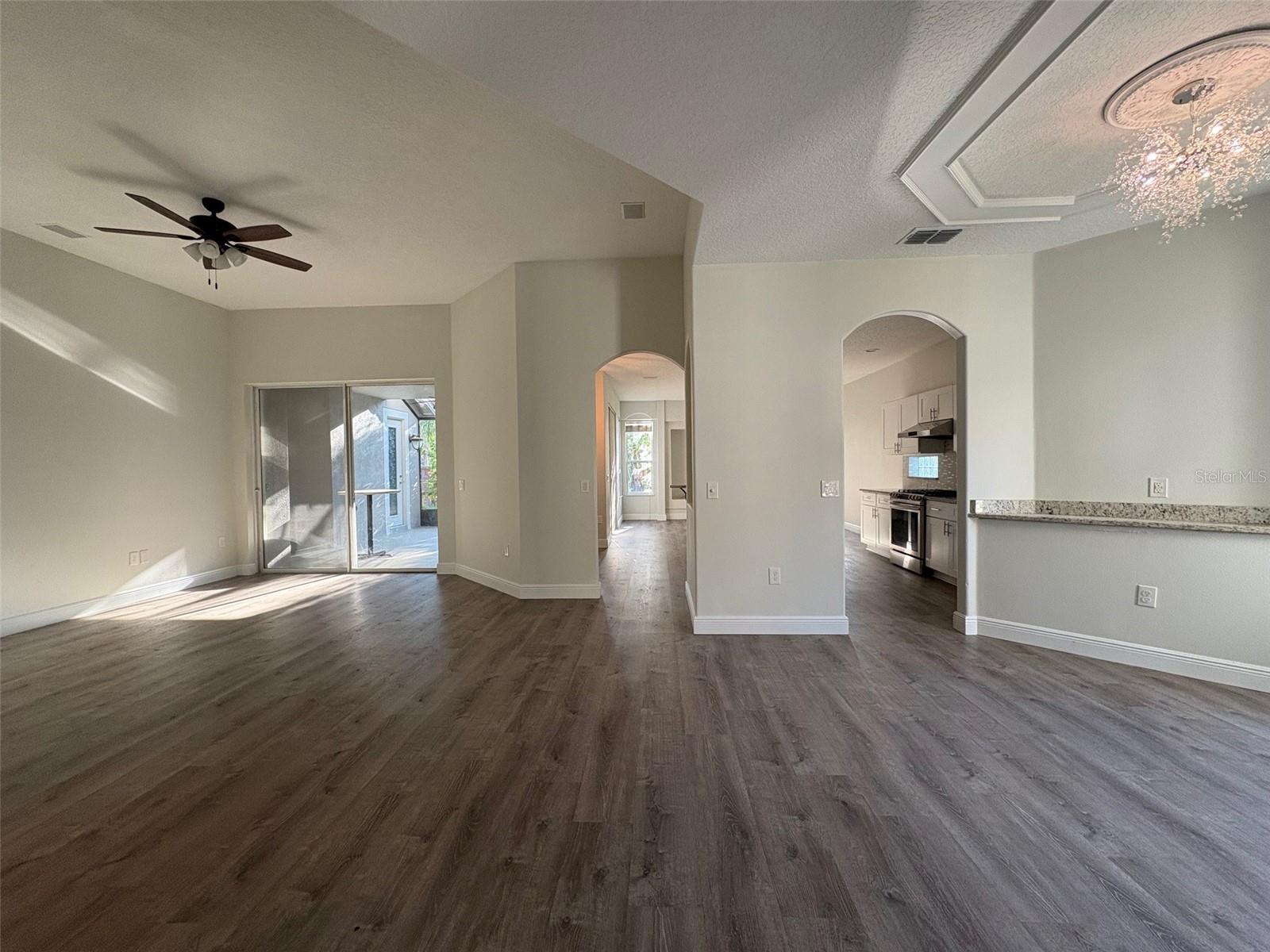 Image 3 of 21 For 11223 Rapallo Ln