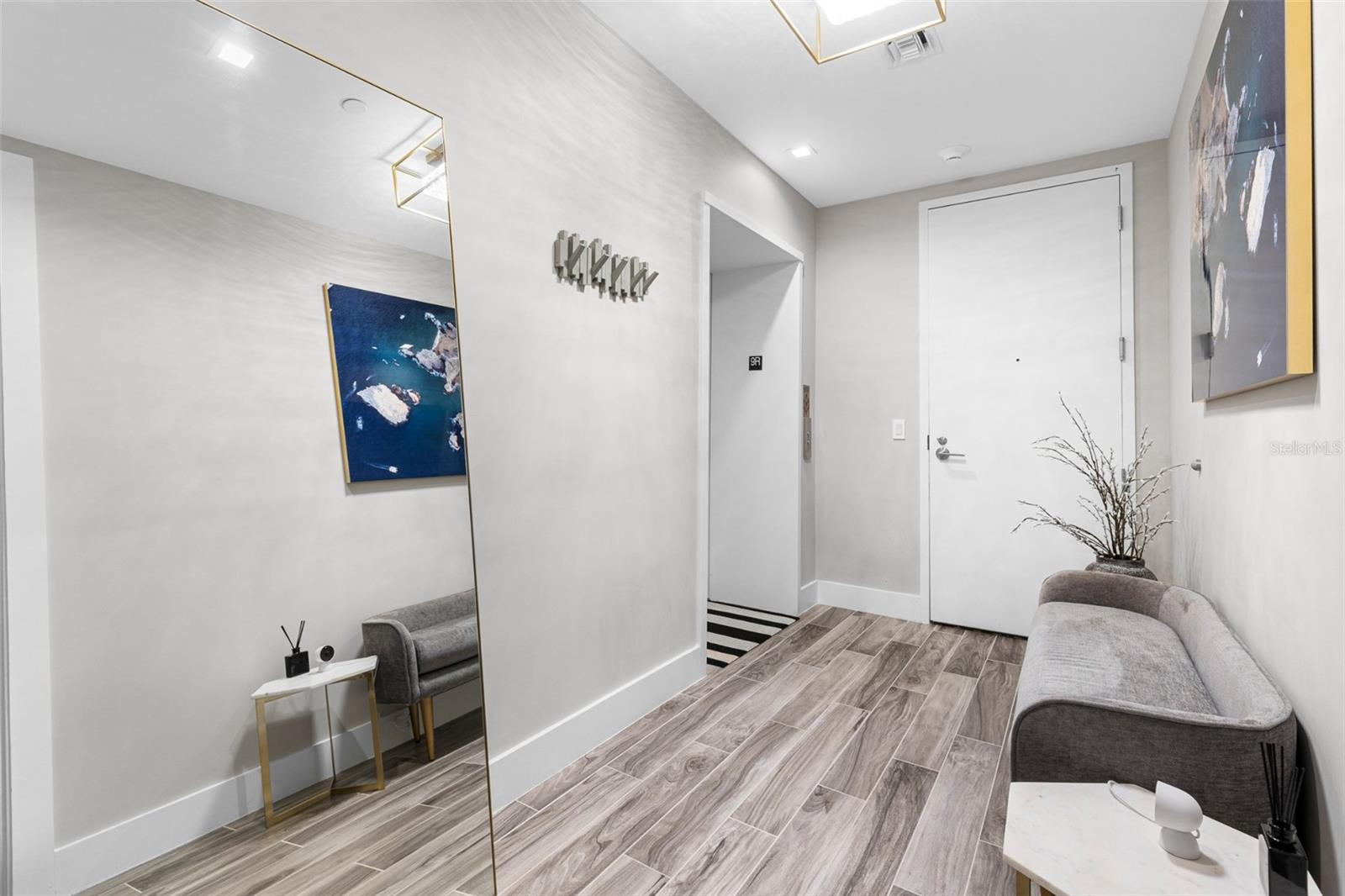 Image 12 of 58 For 5120 Marina Way 9907