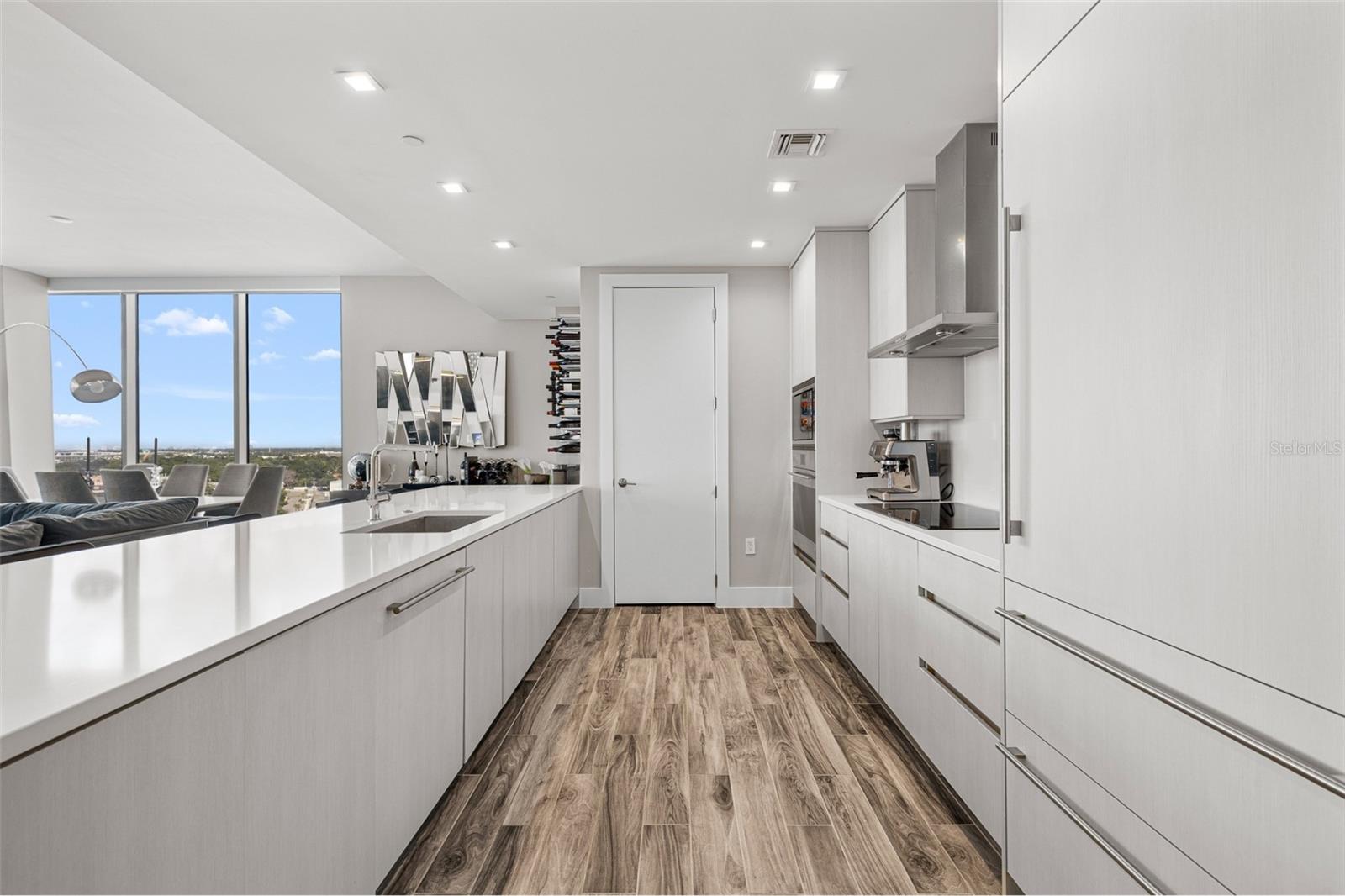 Image 14 of 58 For 5120 Marina Way 9907