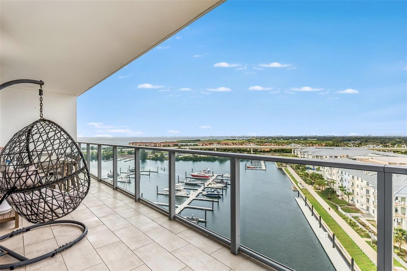 Image 25 of 58 For 5120 Marina Way 9907