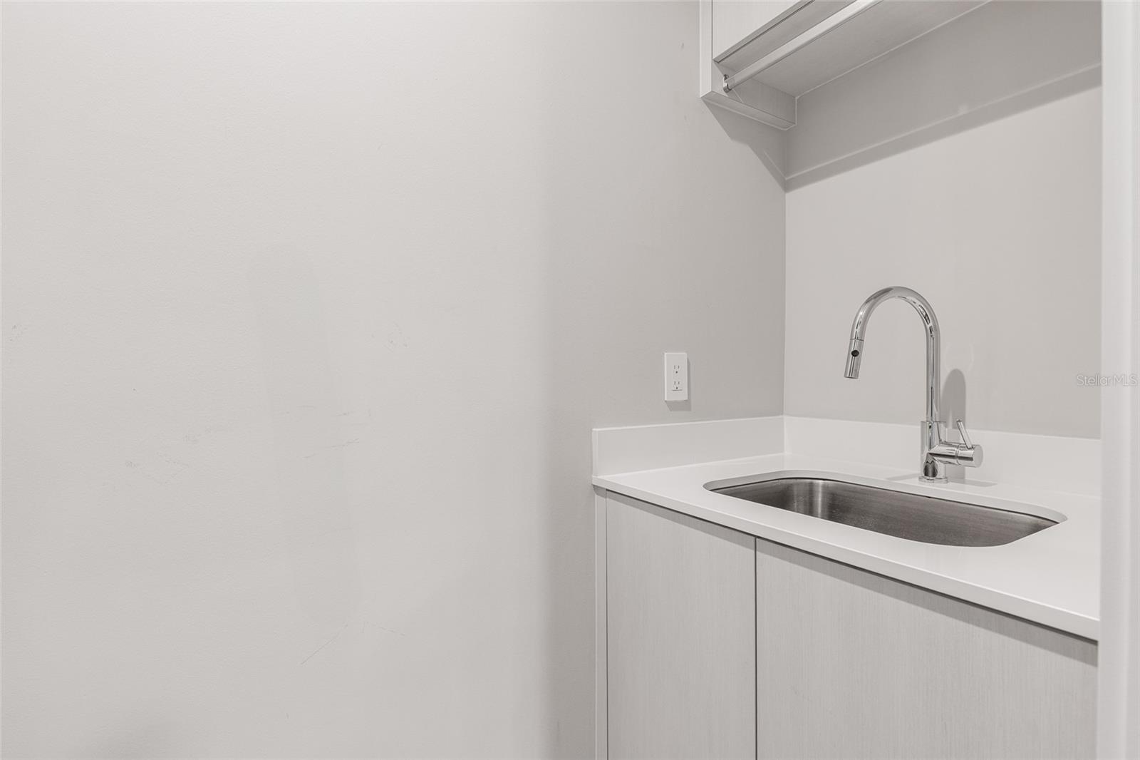 Image 43 of 58 For 5120 Marina Way 9907