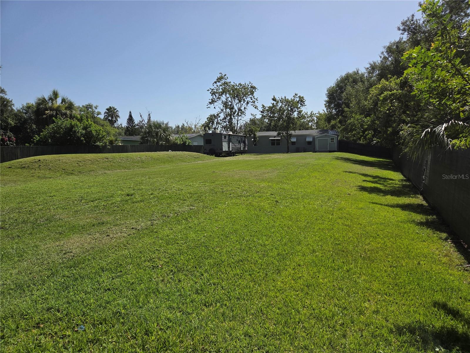 Image 10 of 41 For 9129 Wood Terrace Drive