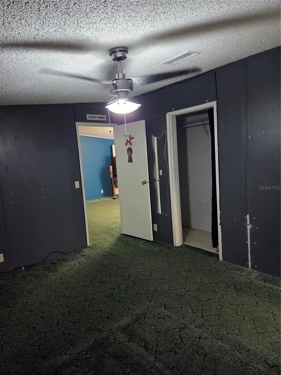 Image 36 of 41 For 9129 Wood Terrace Drive