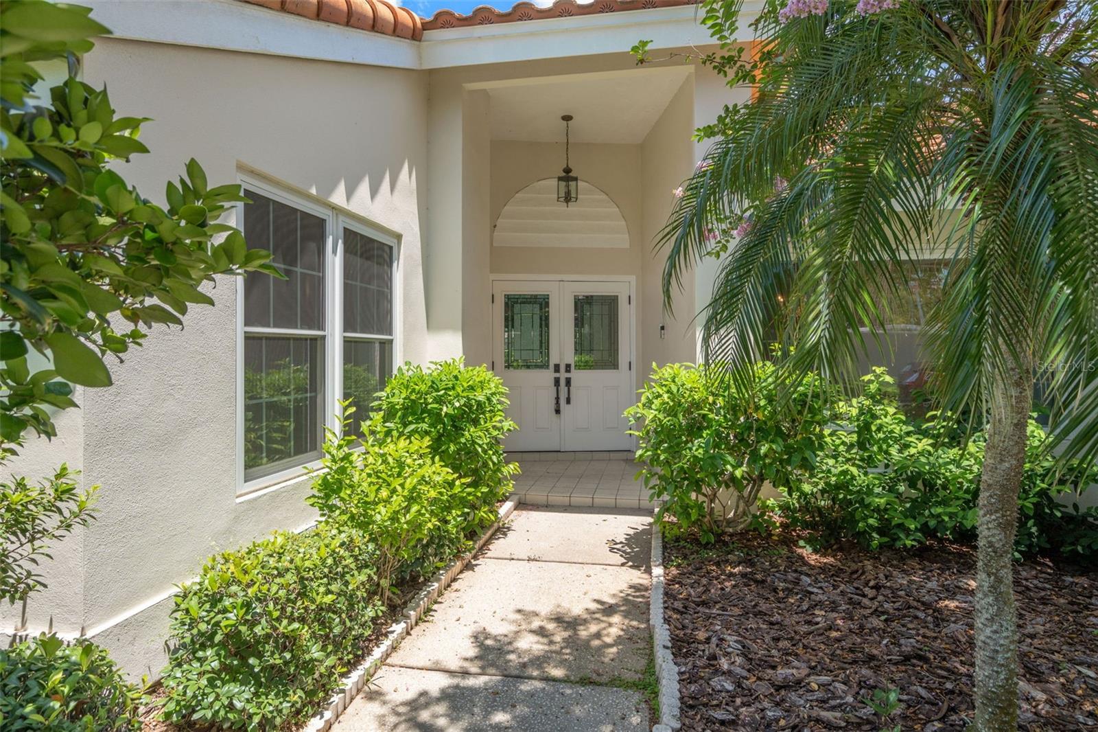 Image 2 of 45 For 167 Woodcreek Drive W