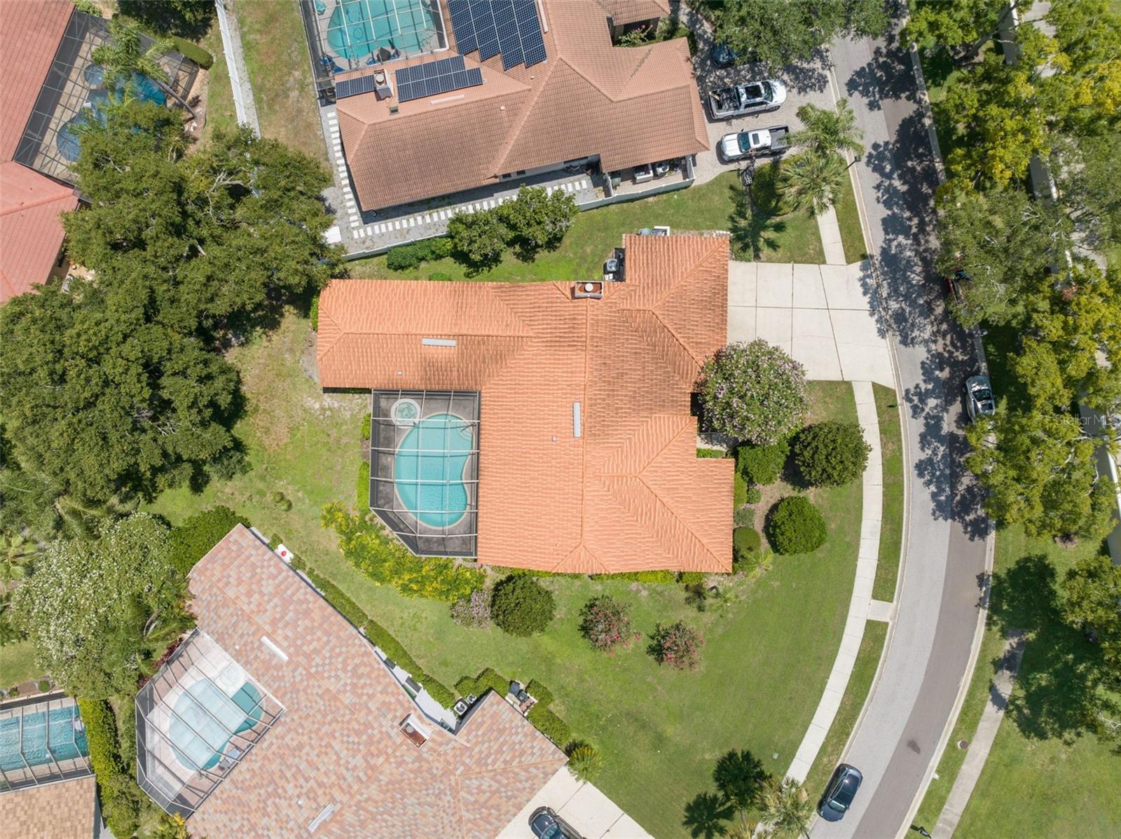 Image 42 of 45 For 167 Woodcreek Drive W