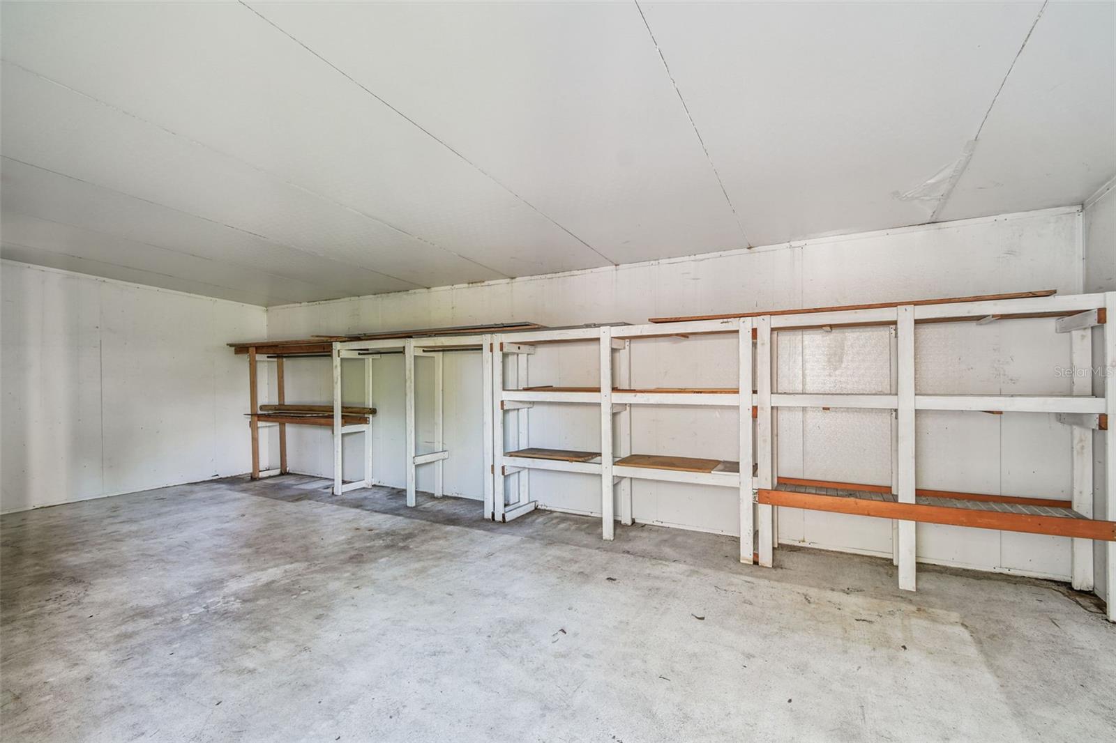 Image 26 of 49 For 711 Smith Street