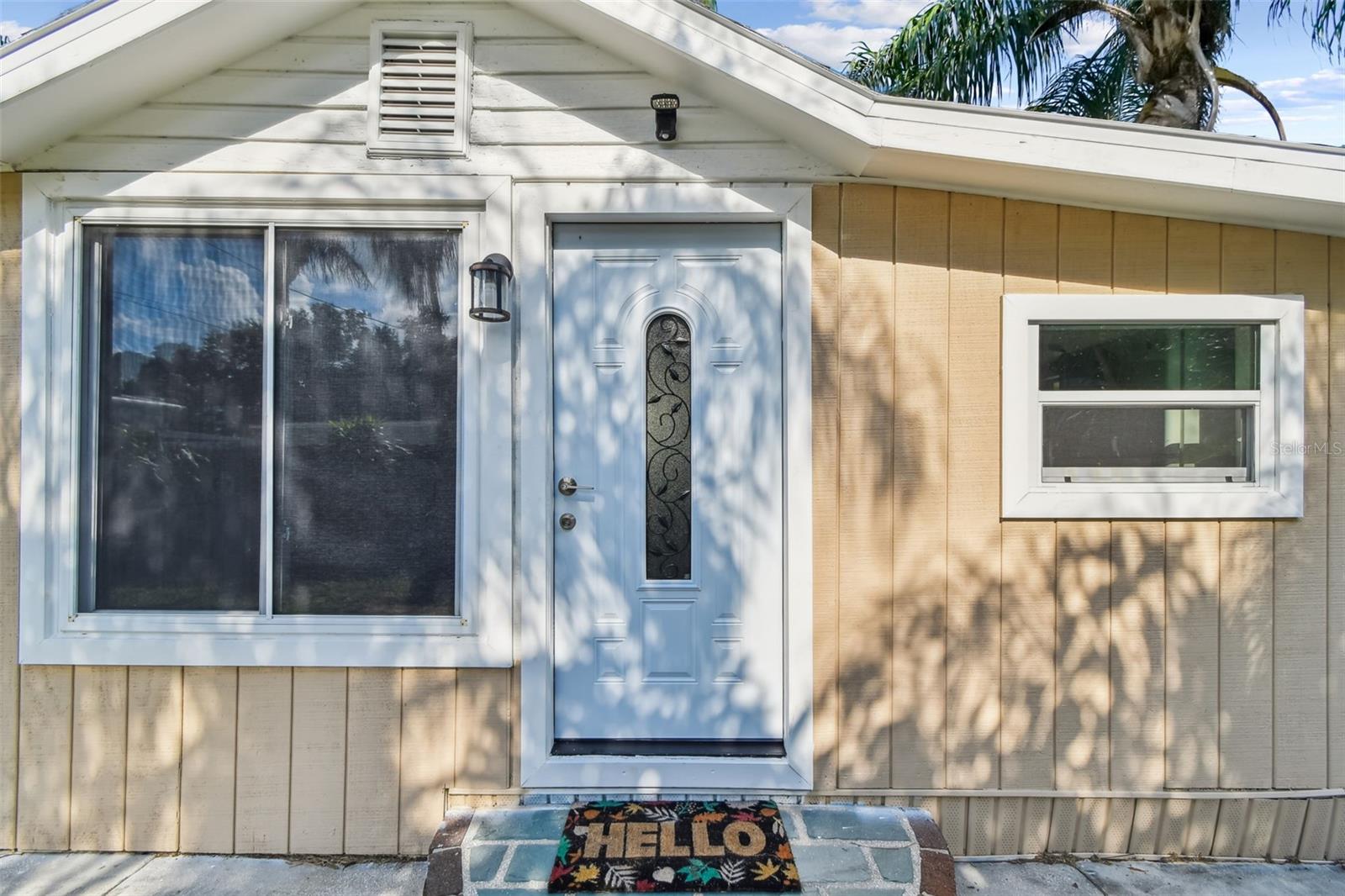 Image 4 of 49 For 711 Smith Street