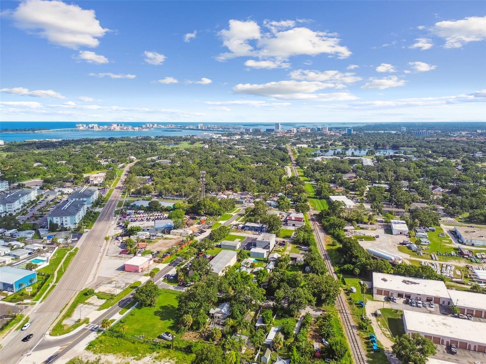 Image 44 of 49 For 711 Smith Street