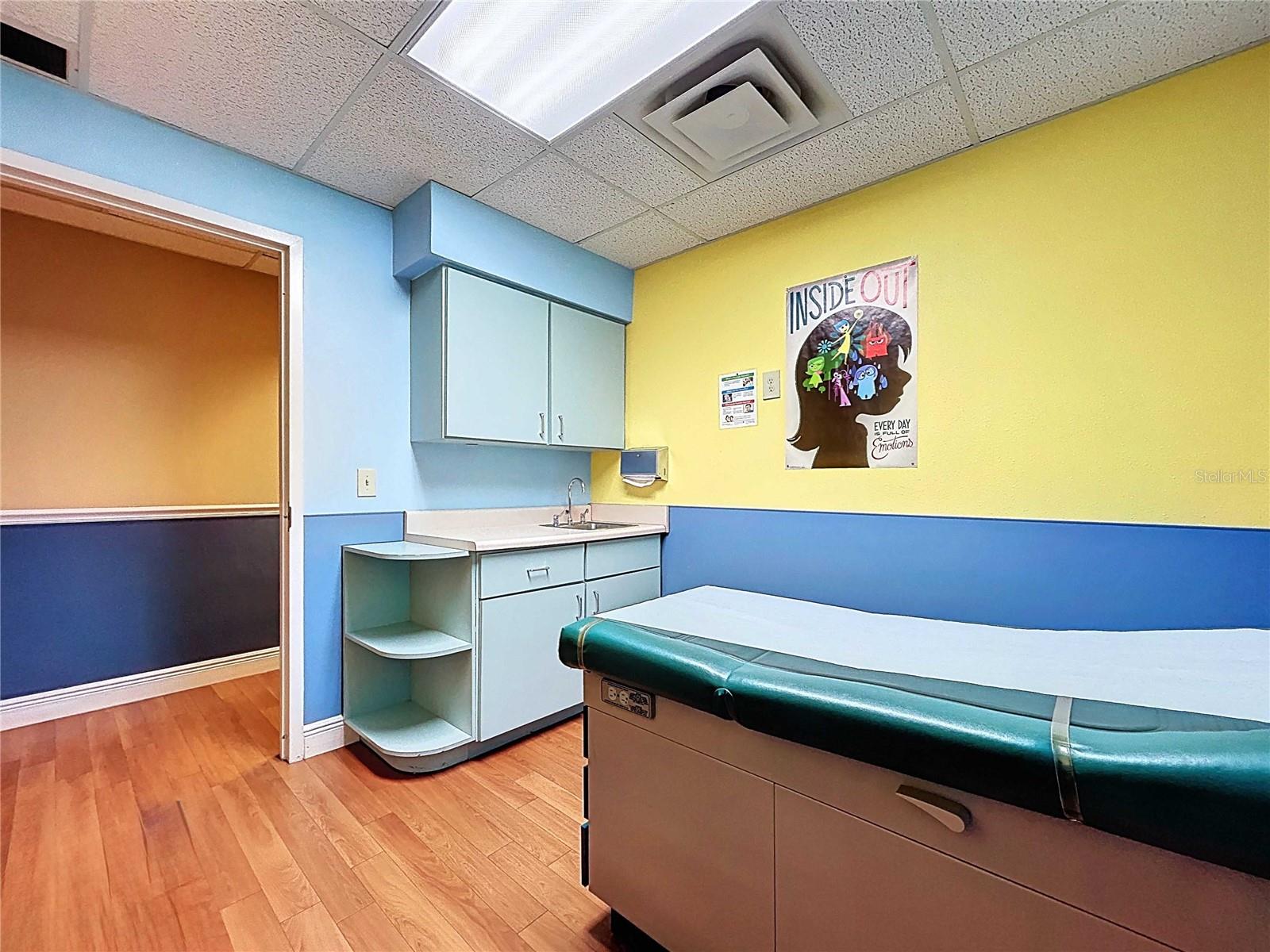 Image 13 of 50 For 11373 Cortez Boulevard 409