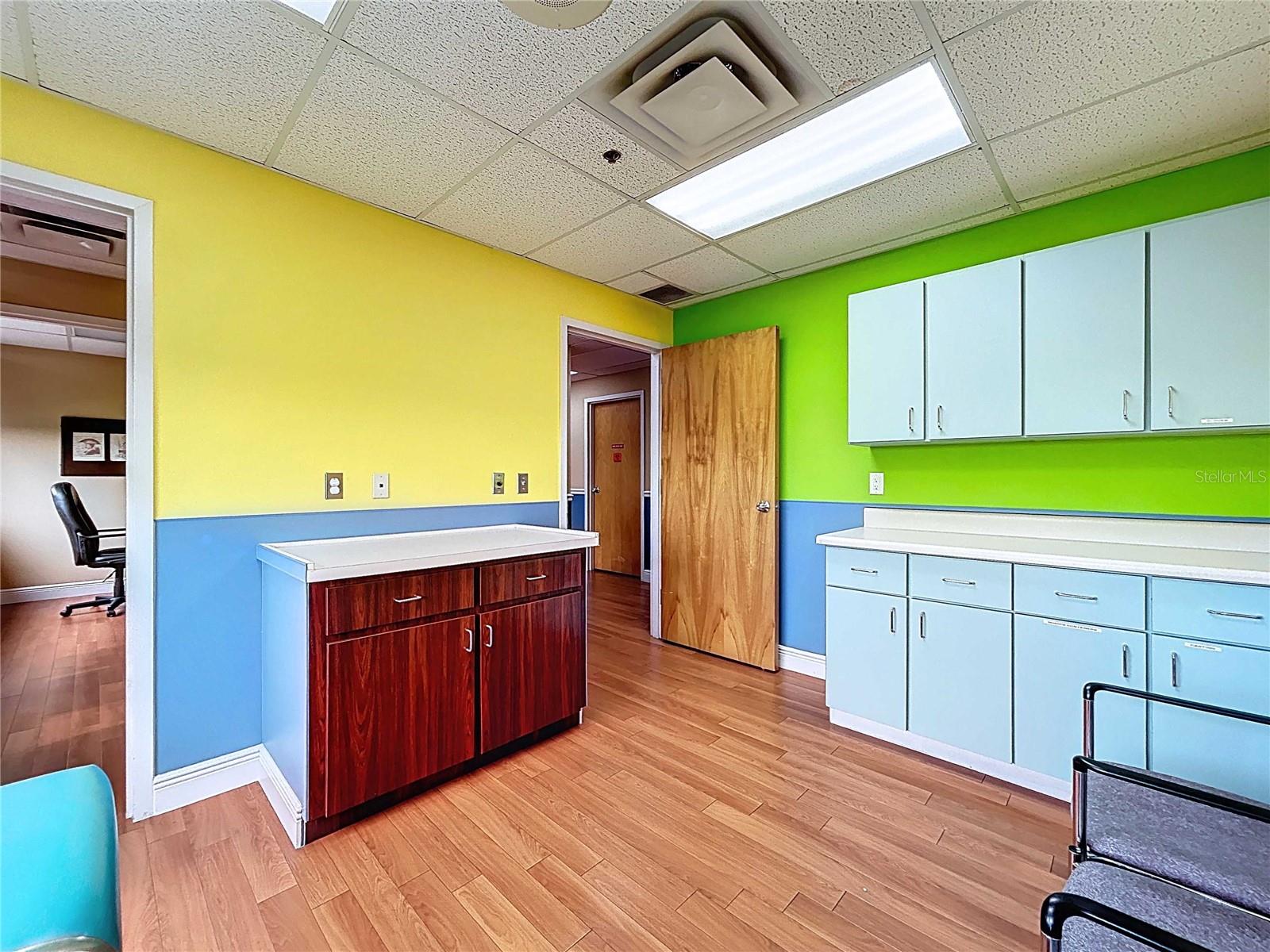 Image 21 of 50 For 11373 Cortez Boulevard 409