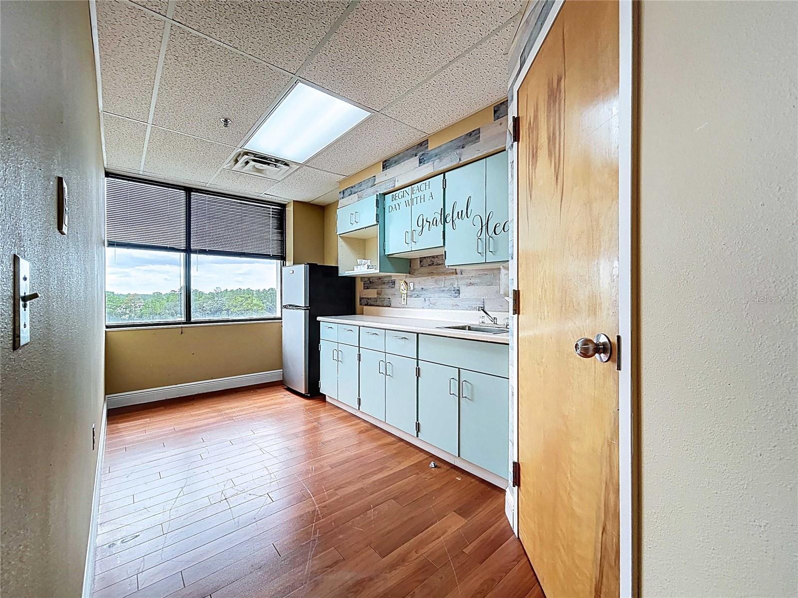 Image 37 of 50 For 11373 Cortez Boulevard 409