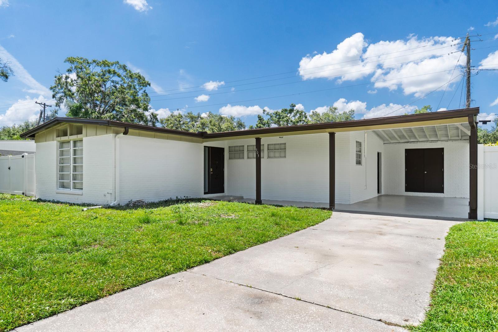 Image 4 of 42 For 503 Broxburn Avenue