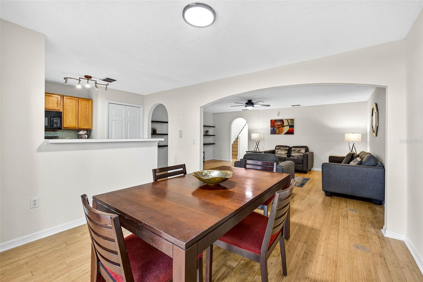 Image 18 of 42 For 4656 Ashburn Square Drive