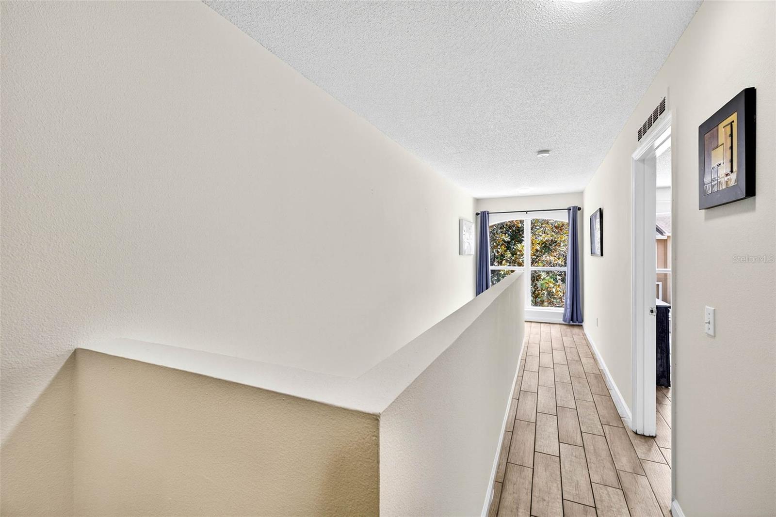Image 22 of 42 For 4656 Ashburn Square Drive