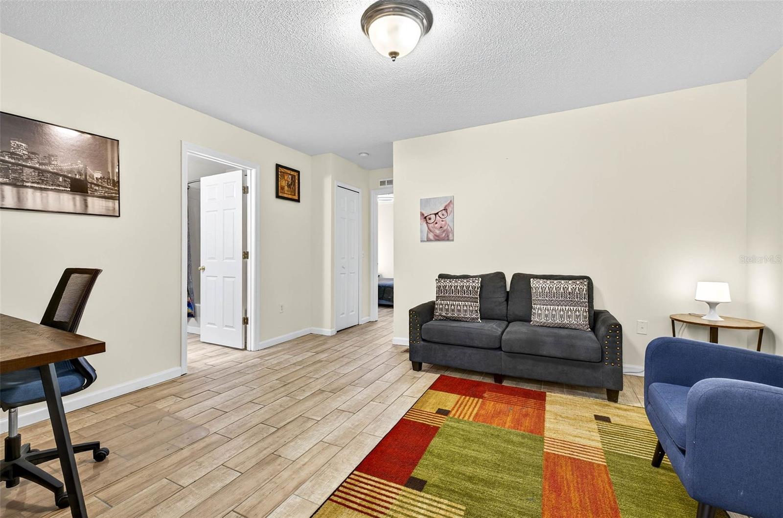 Image 23 of 42 For 4656 Ashburn Square Drive