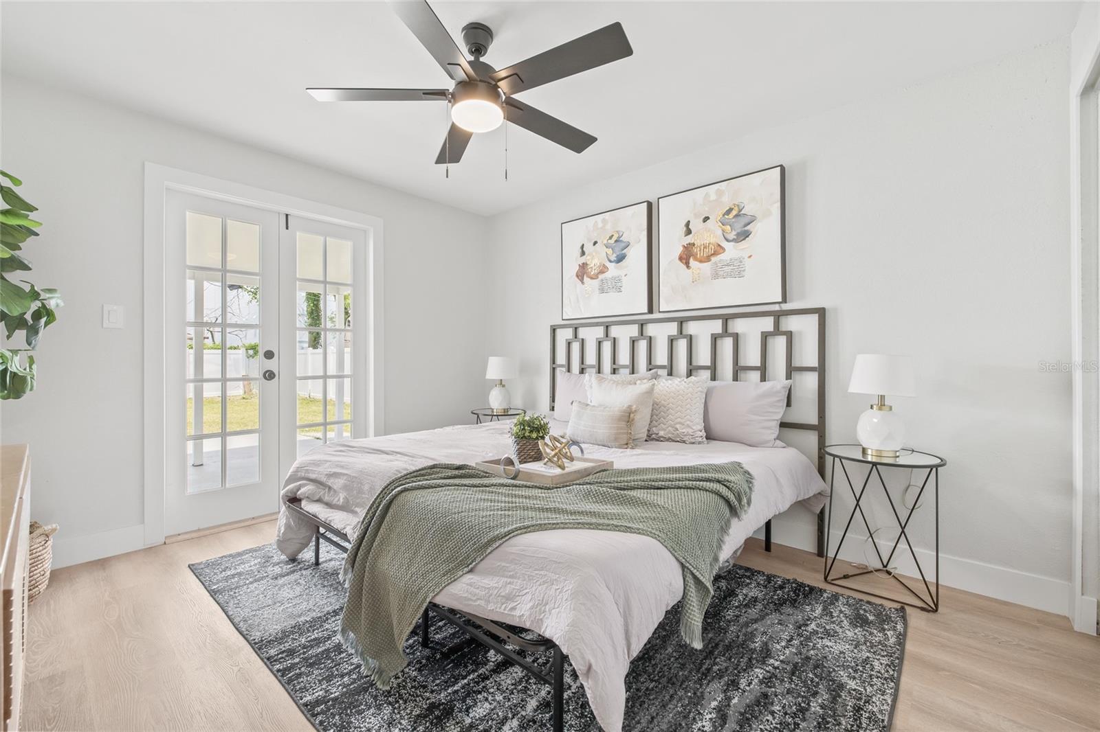 Image 10 of 23 For 2435 18th Avenue N