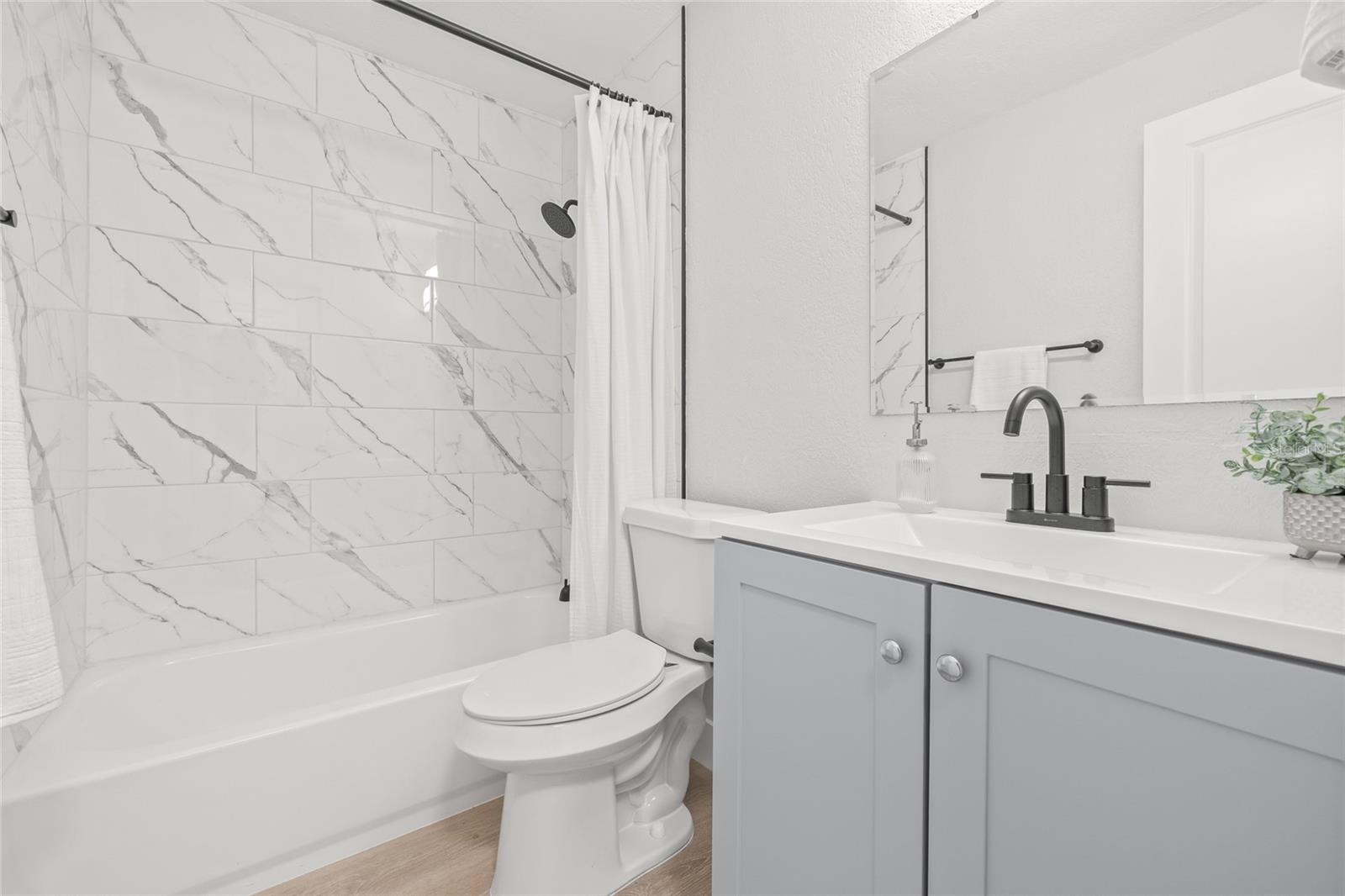 Image 12 of 23 For 2435 18th Avenue N