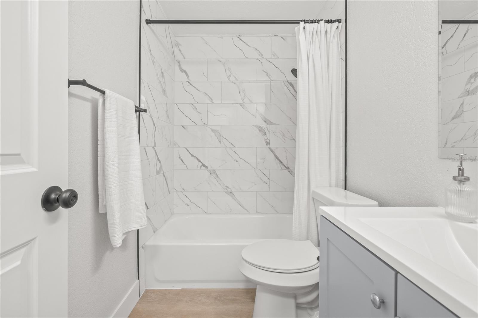 Image 13 of 23 For 2435 18th Avenue N